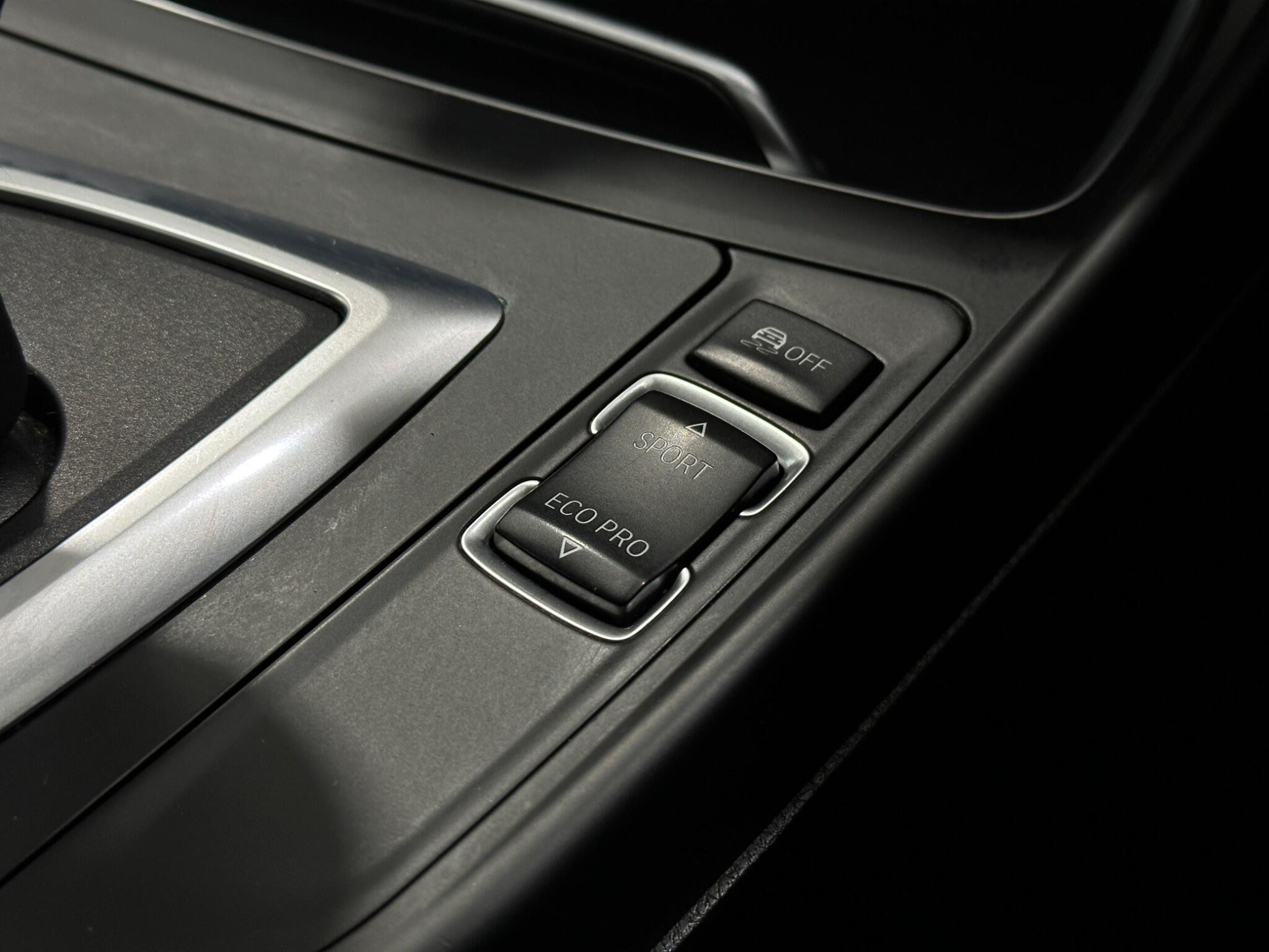 BMW 2 Series view 22