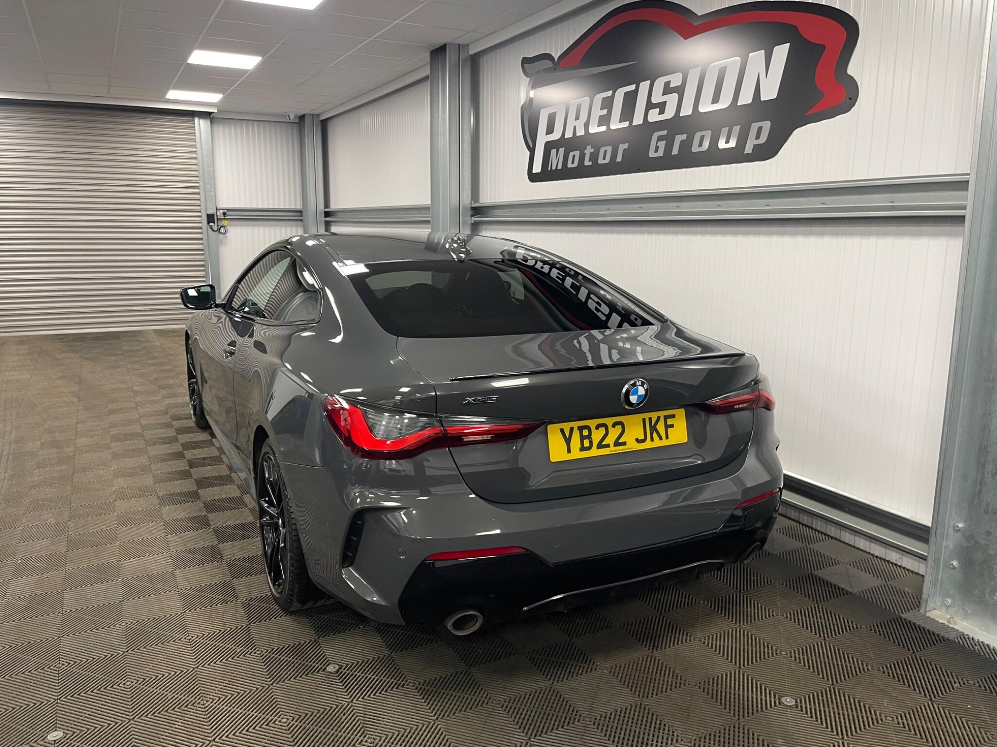 BMW 4 Series view 13