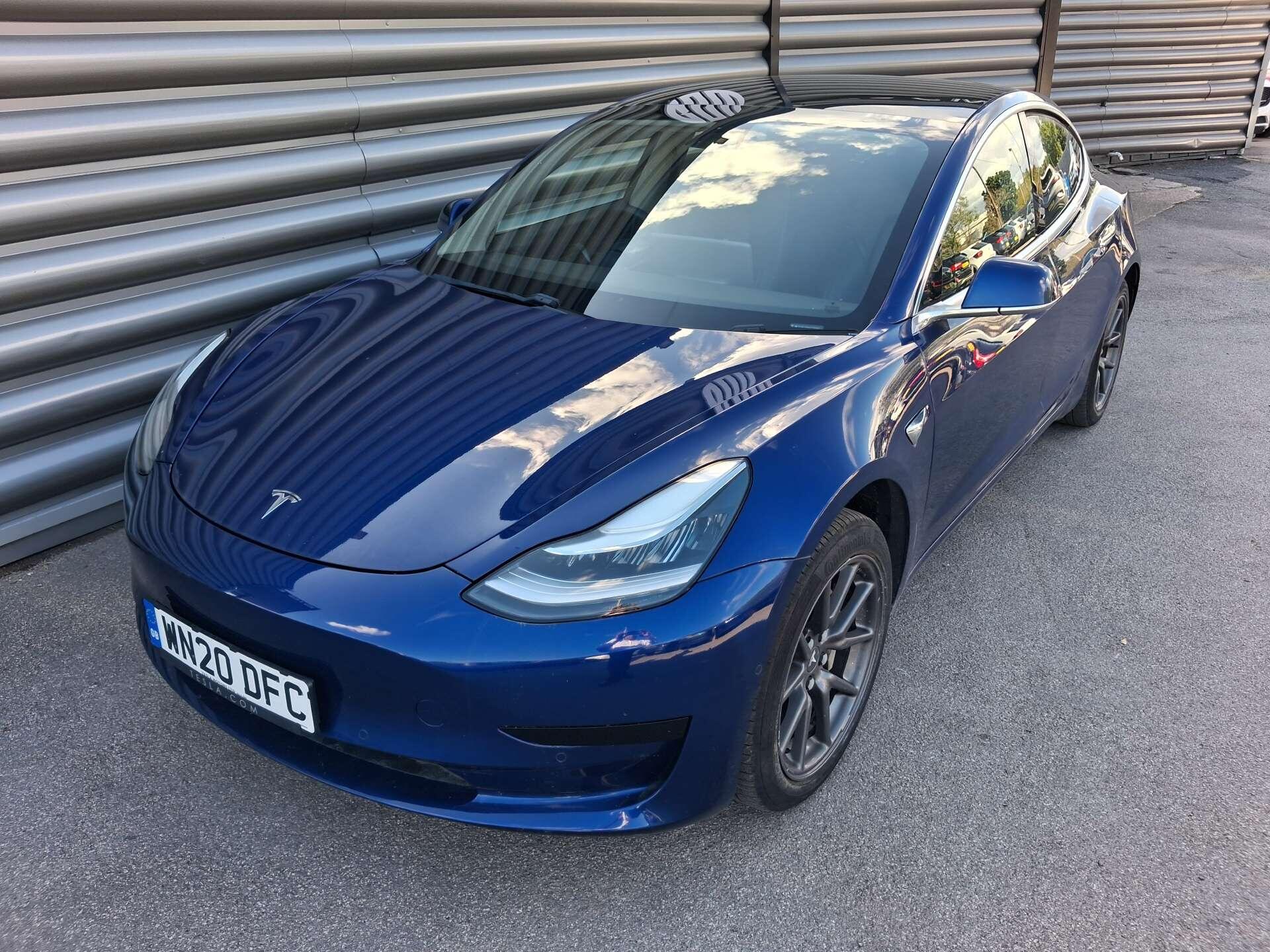 Tesla Model 3 view 8