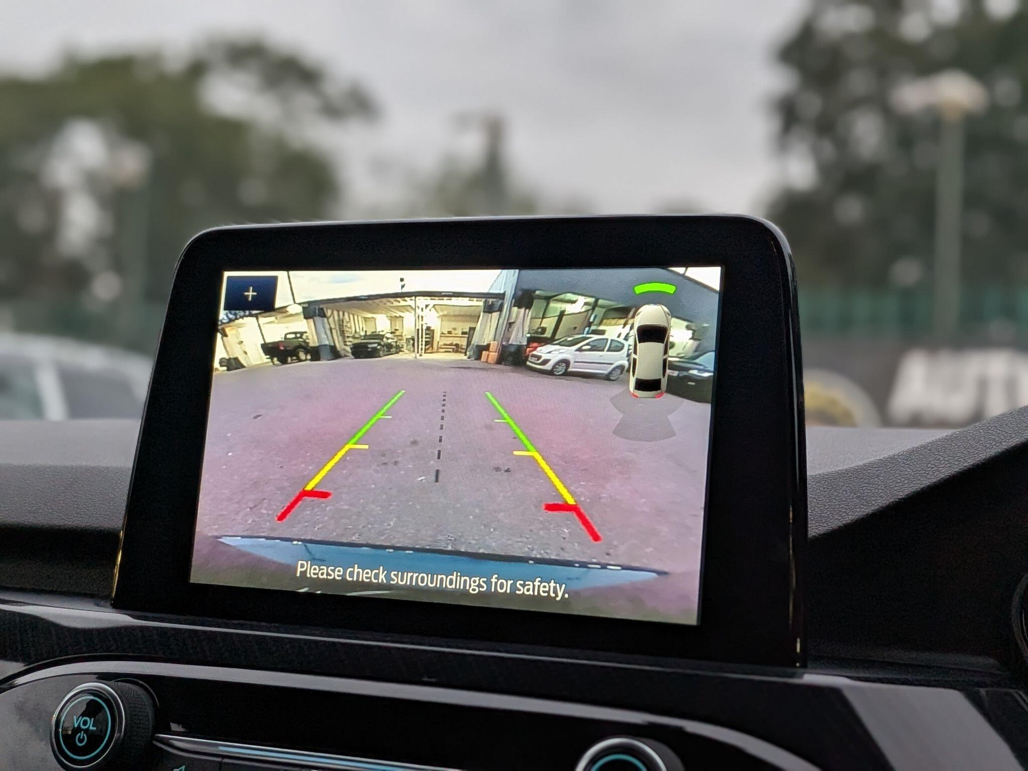 Ford Kuga view 44