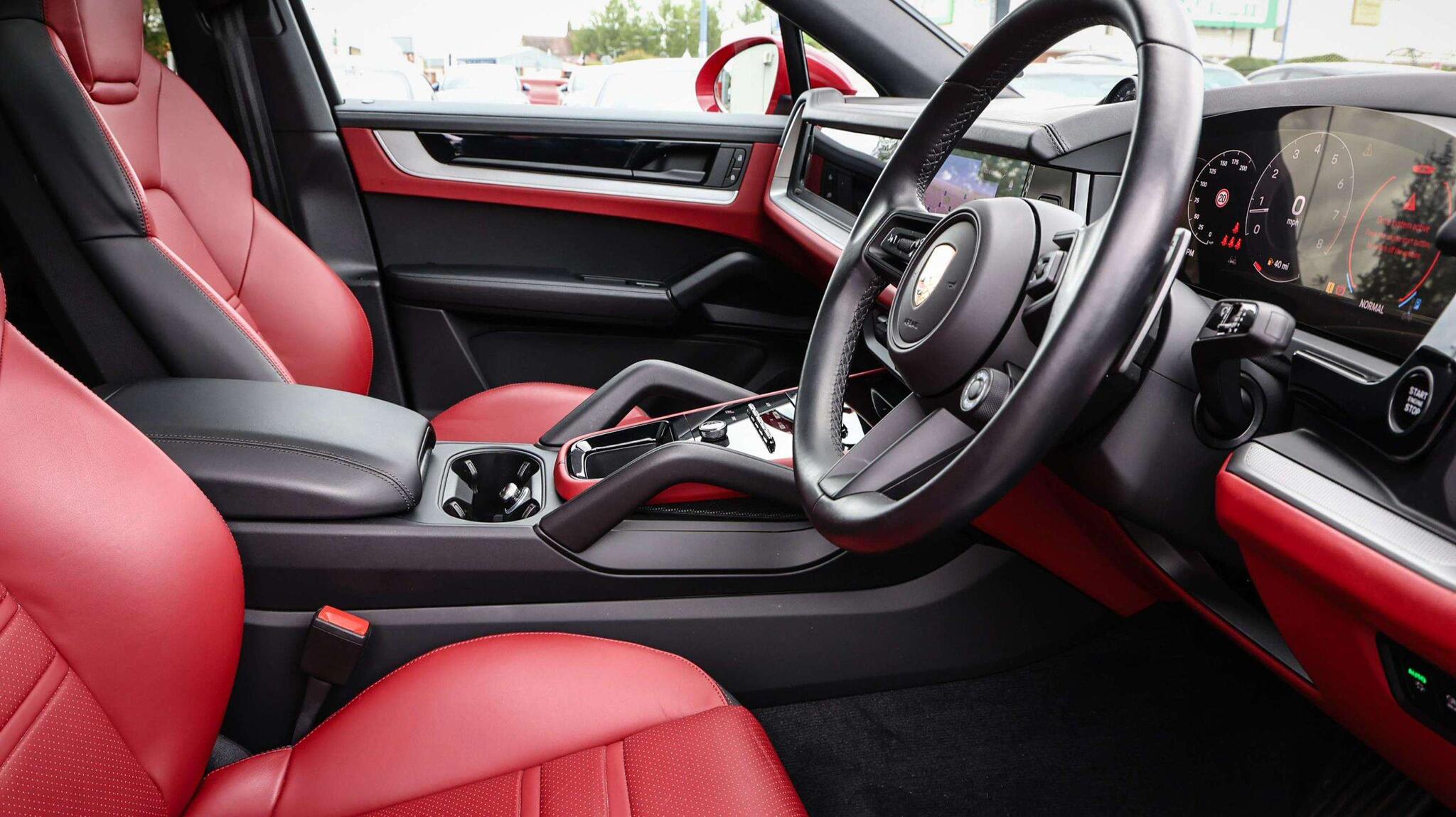 Porsche Cayenne view 12