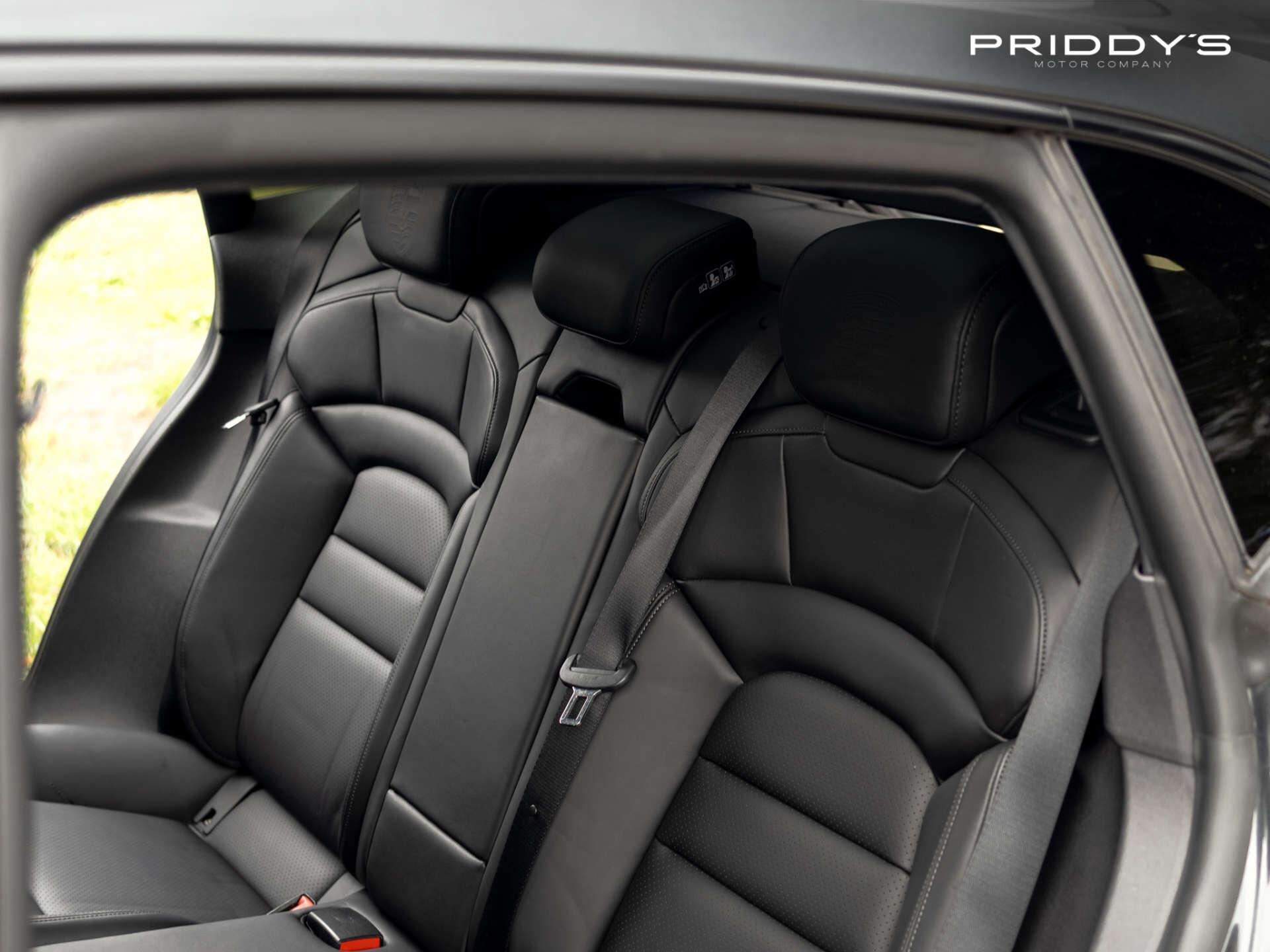 Porsche Taycan view 47