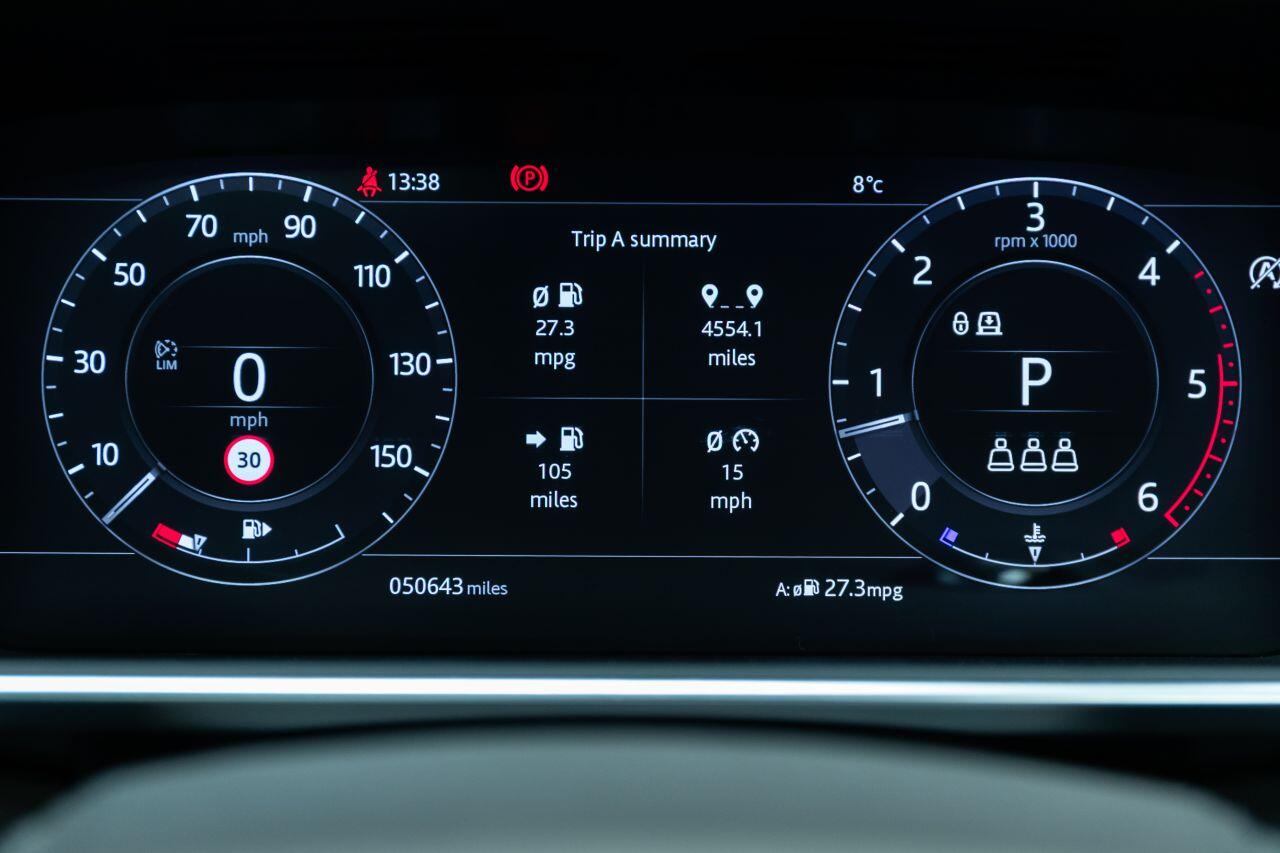 Land Rover Range Rover view 22
