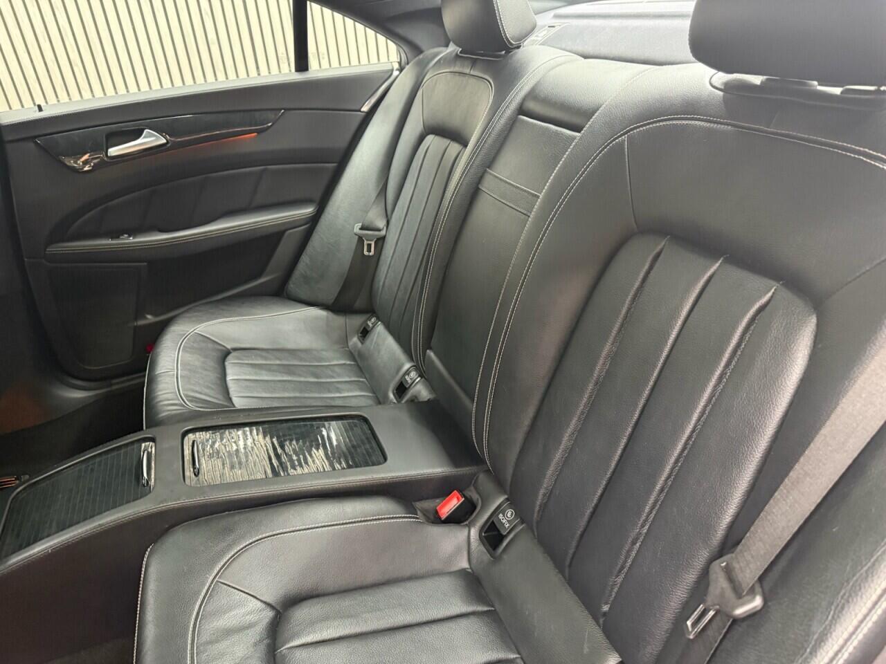 Mercedes-Benz CLS view 7