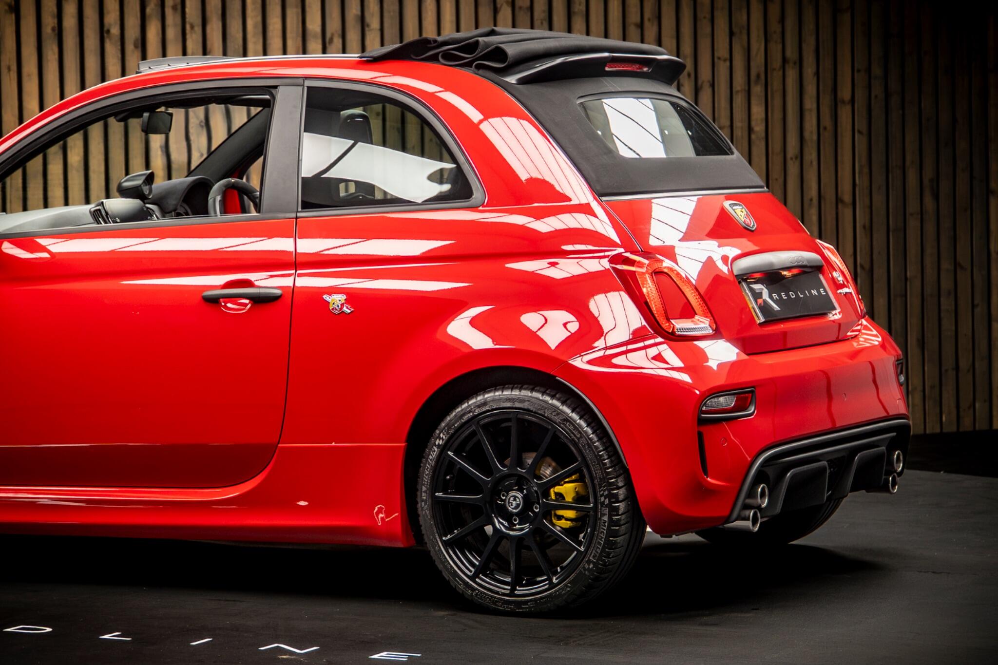 Abarth 695C view 17