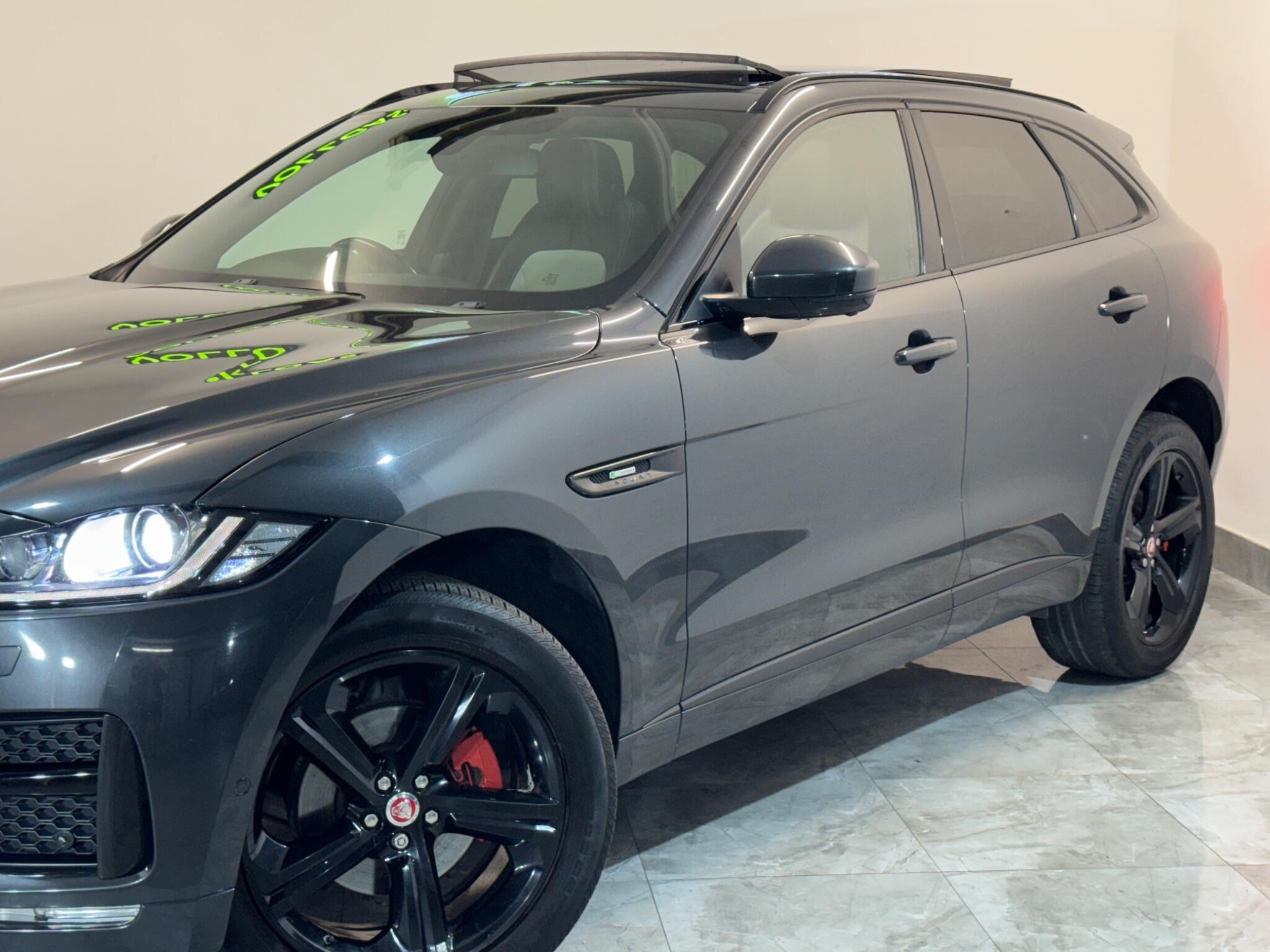 Jaguar F-Pace view 78