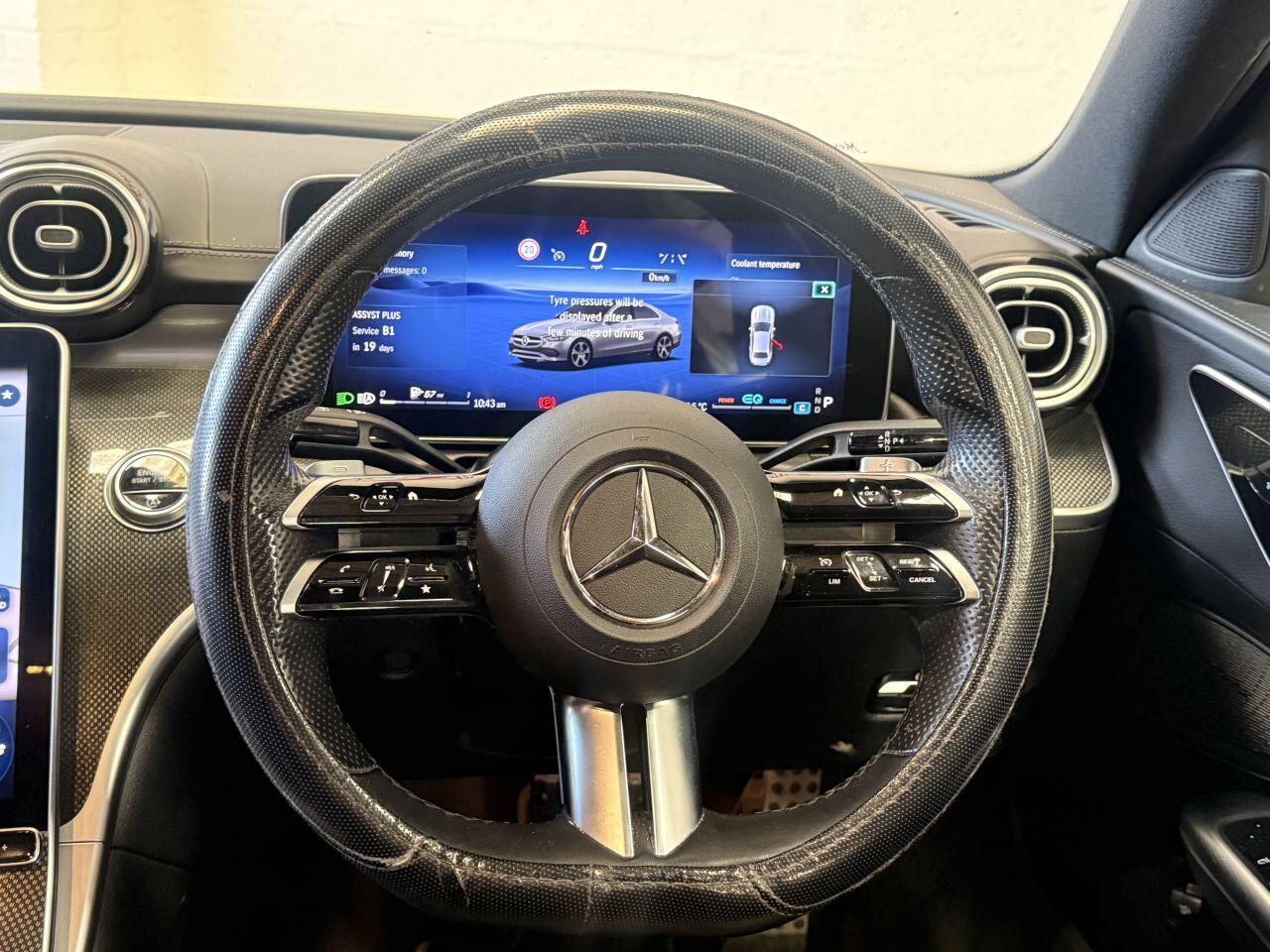 Mercedes-Benz C Class view 36