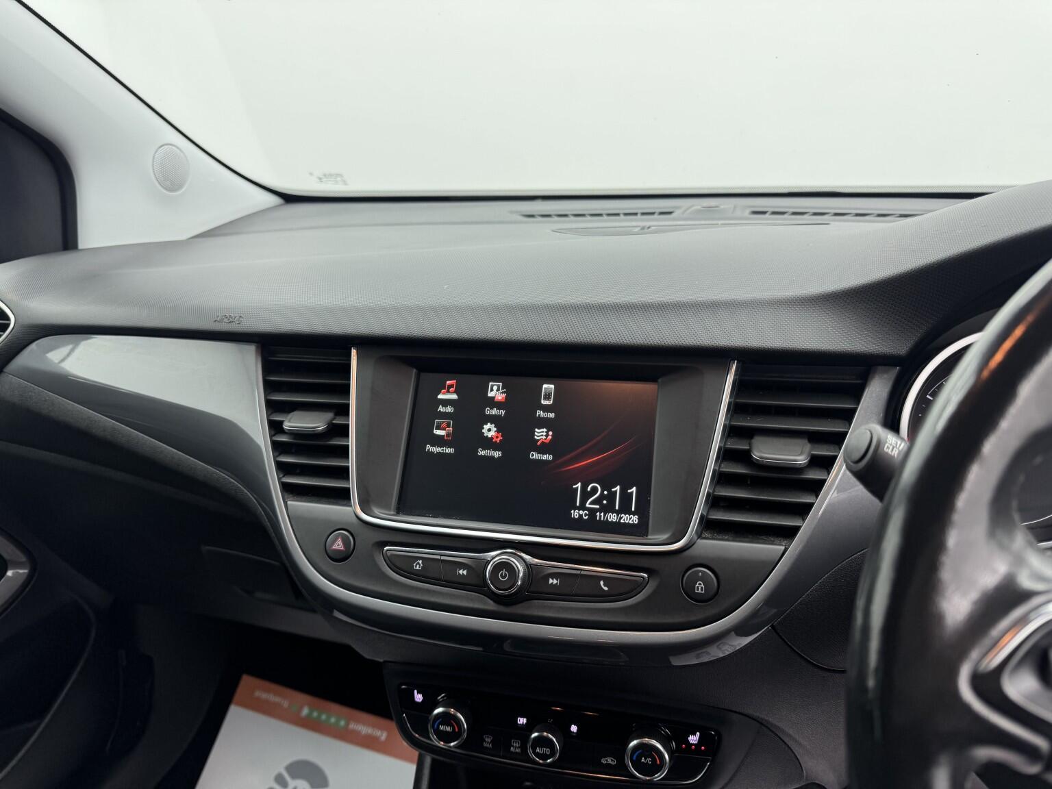 Vauxhall Crossland view 34