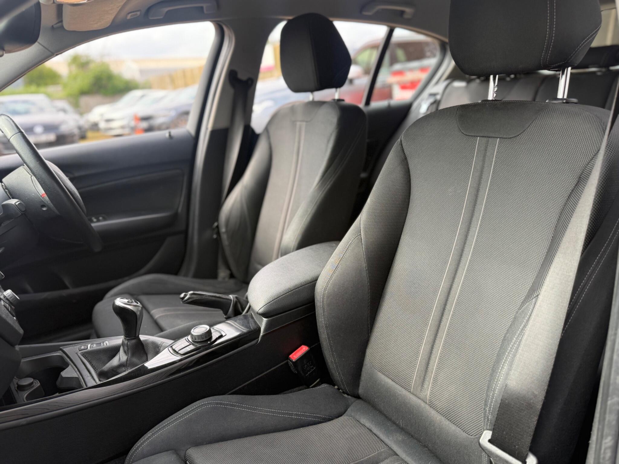 BMW 1 Series view 33