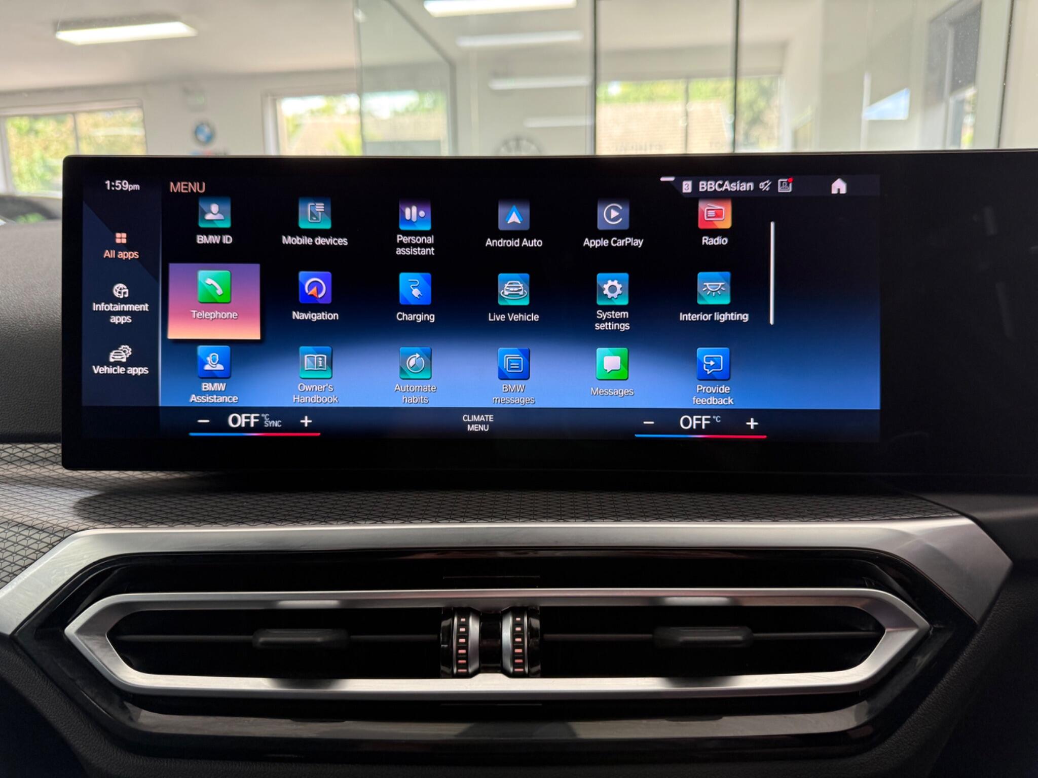 BMW 3 Series view 19