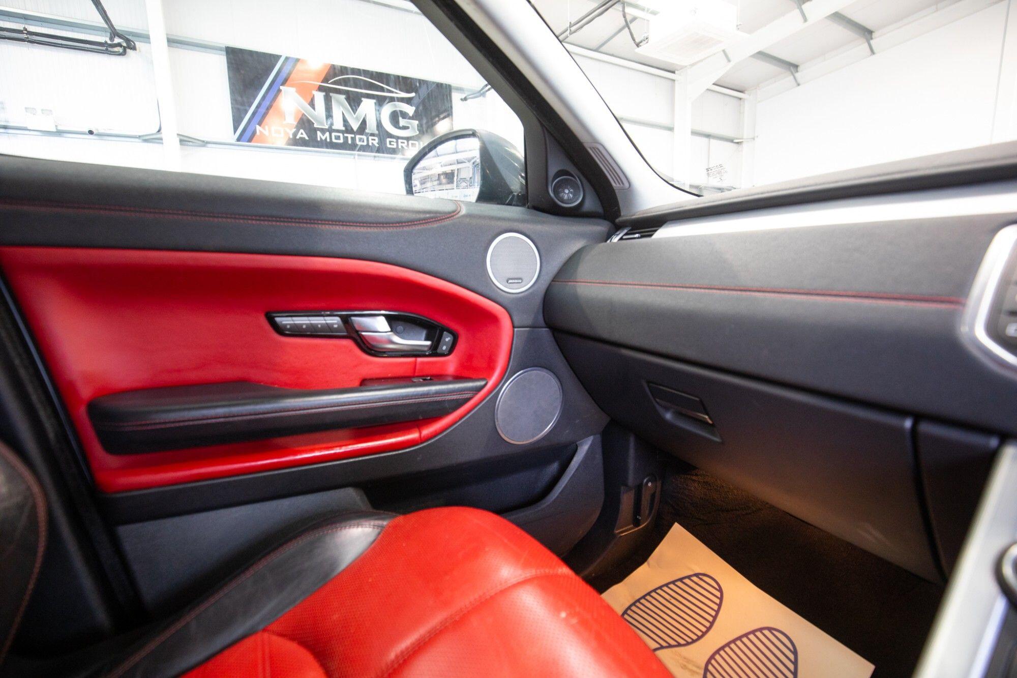 Land Rover Range Rover Evoque view 37