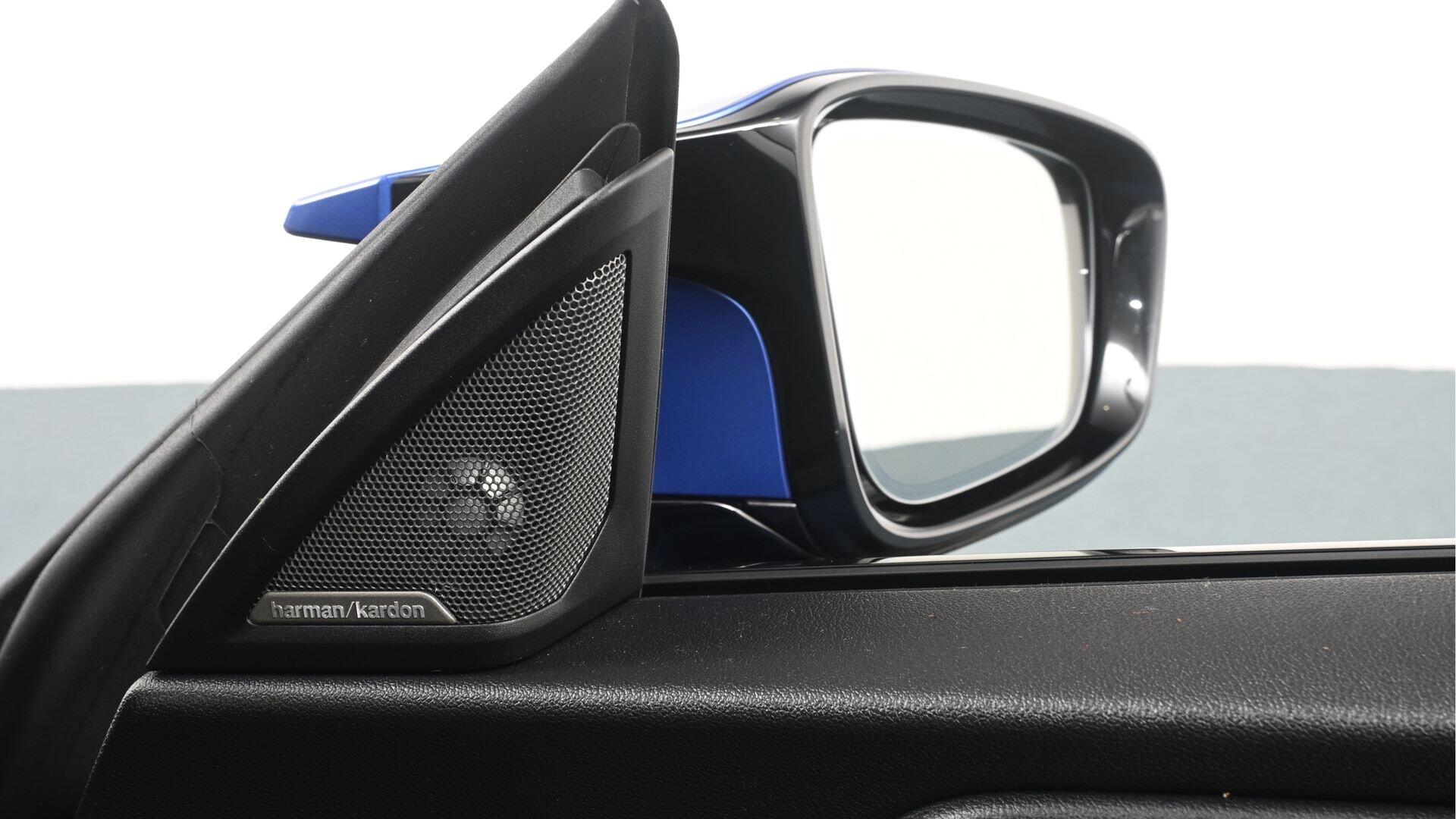 BMW M2 view 21