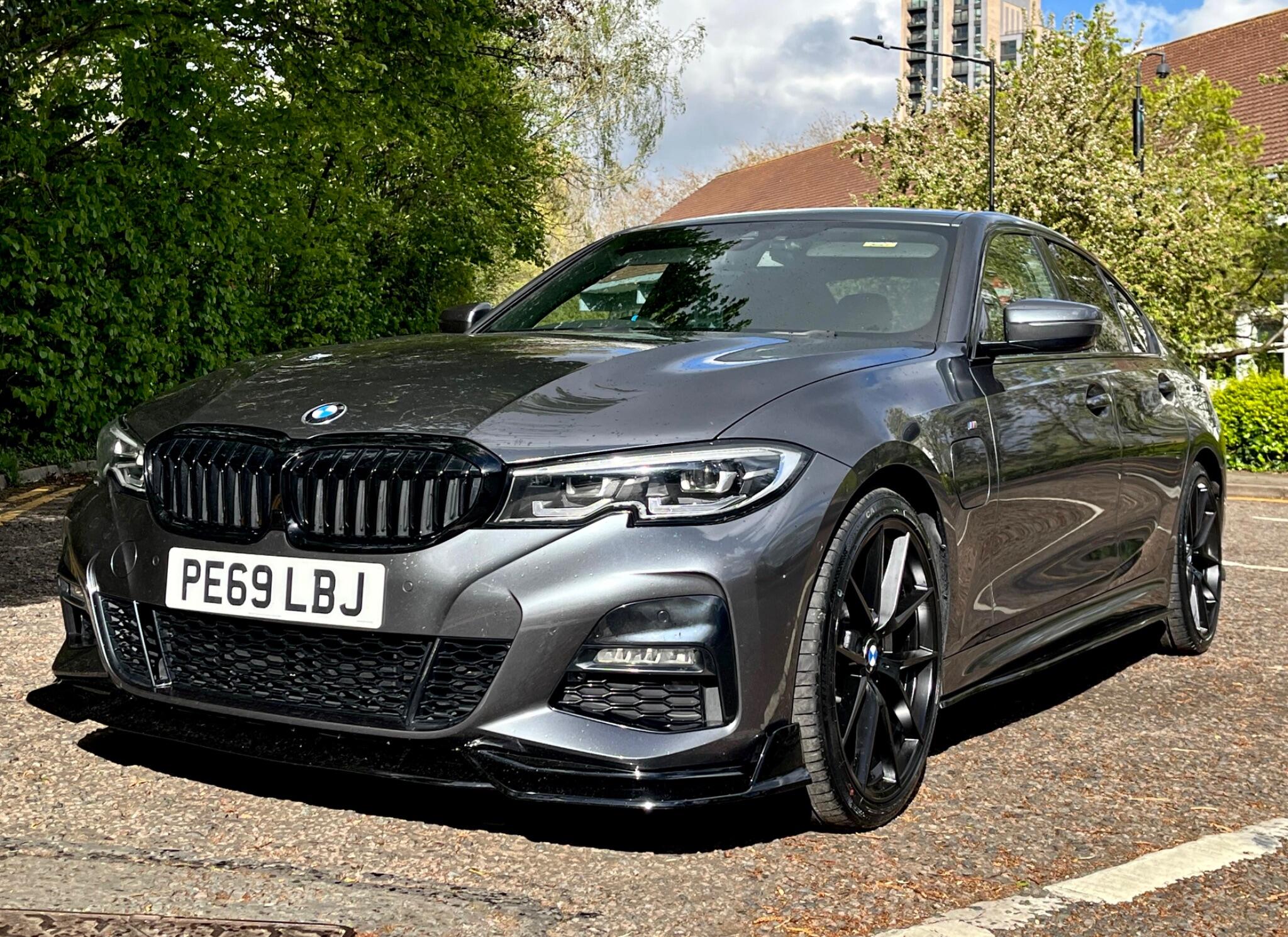 BMW 3 Series view 21