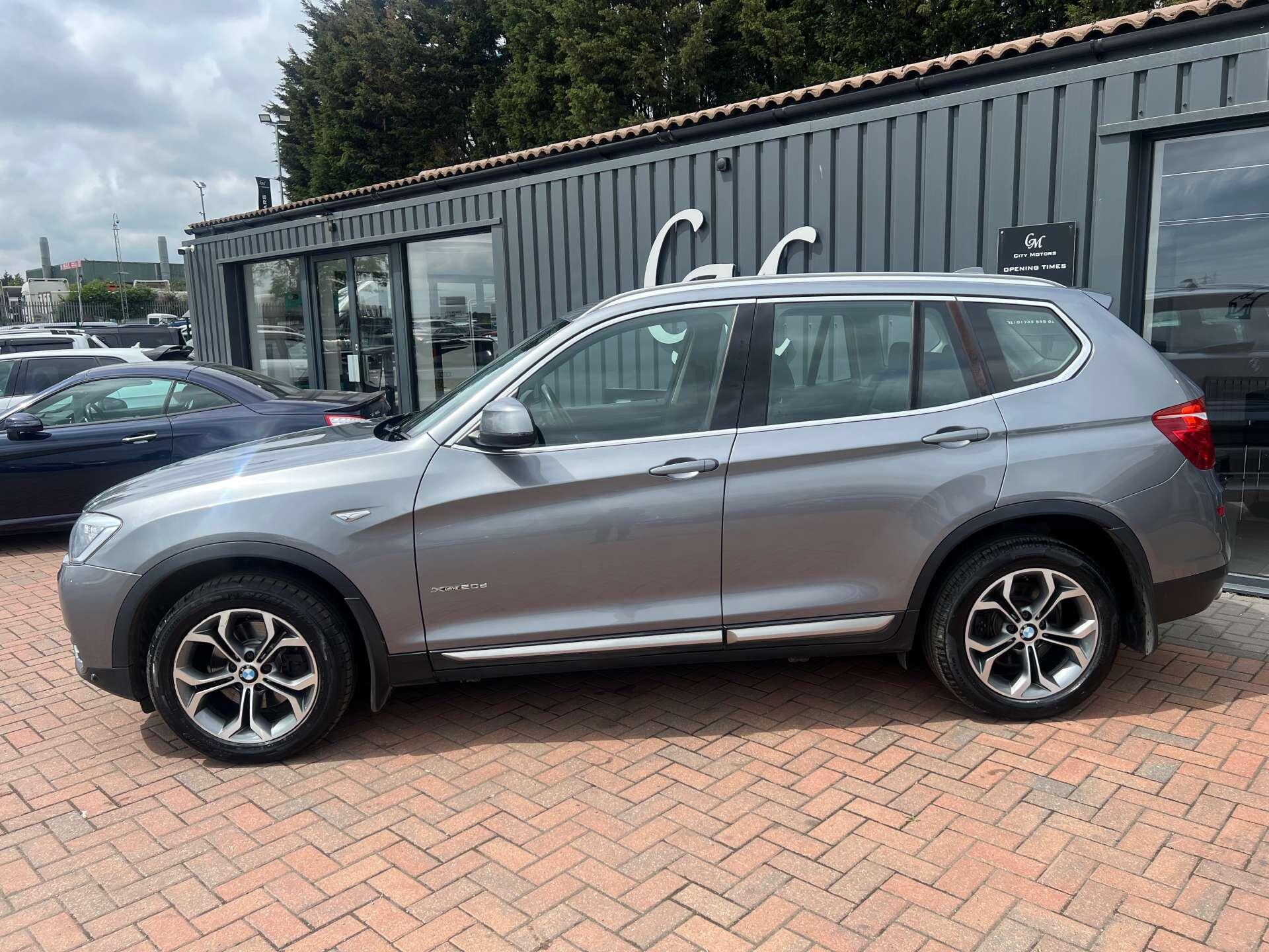 BMW X3 view 13