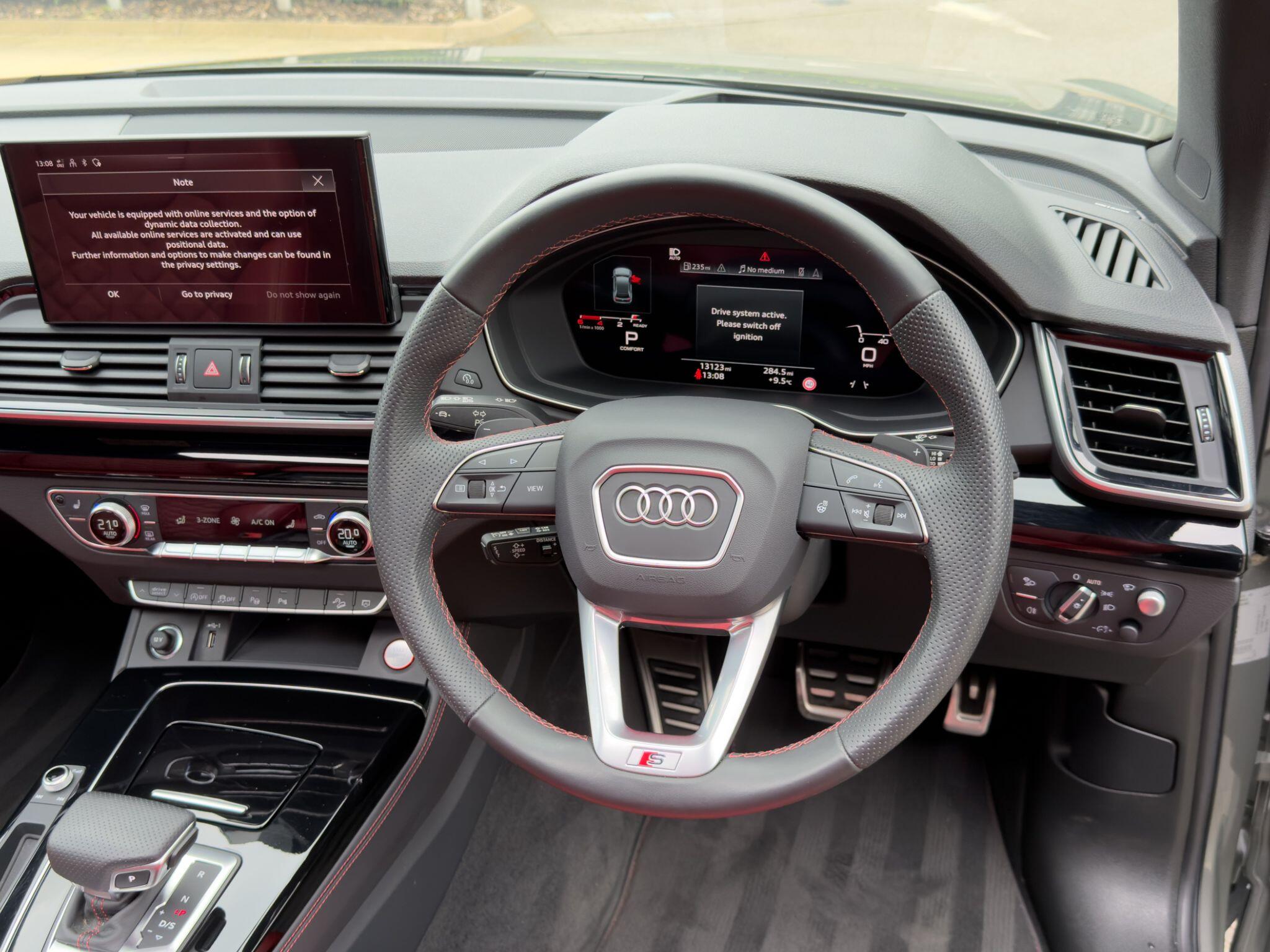 Audi Audi SQ5 view 24