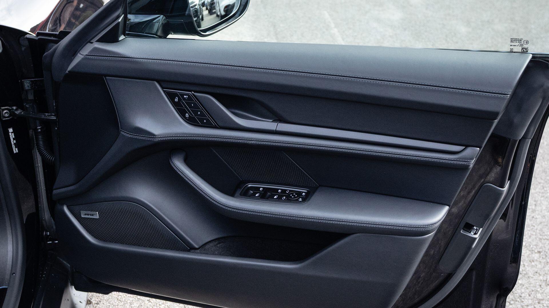 Porsche Taycan view 21