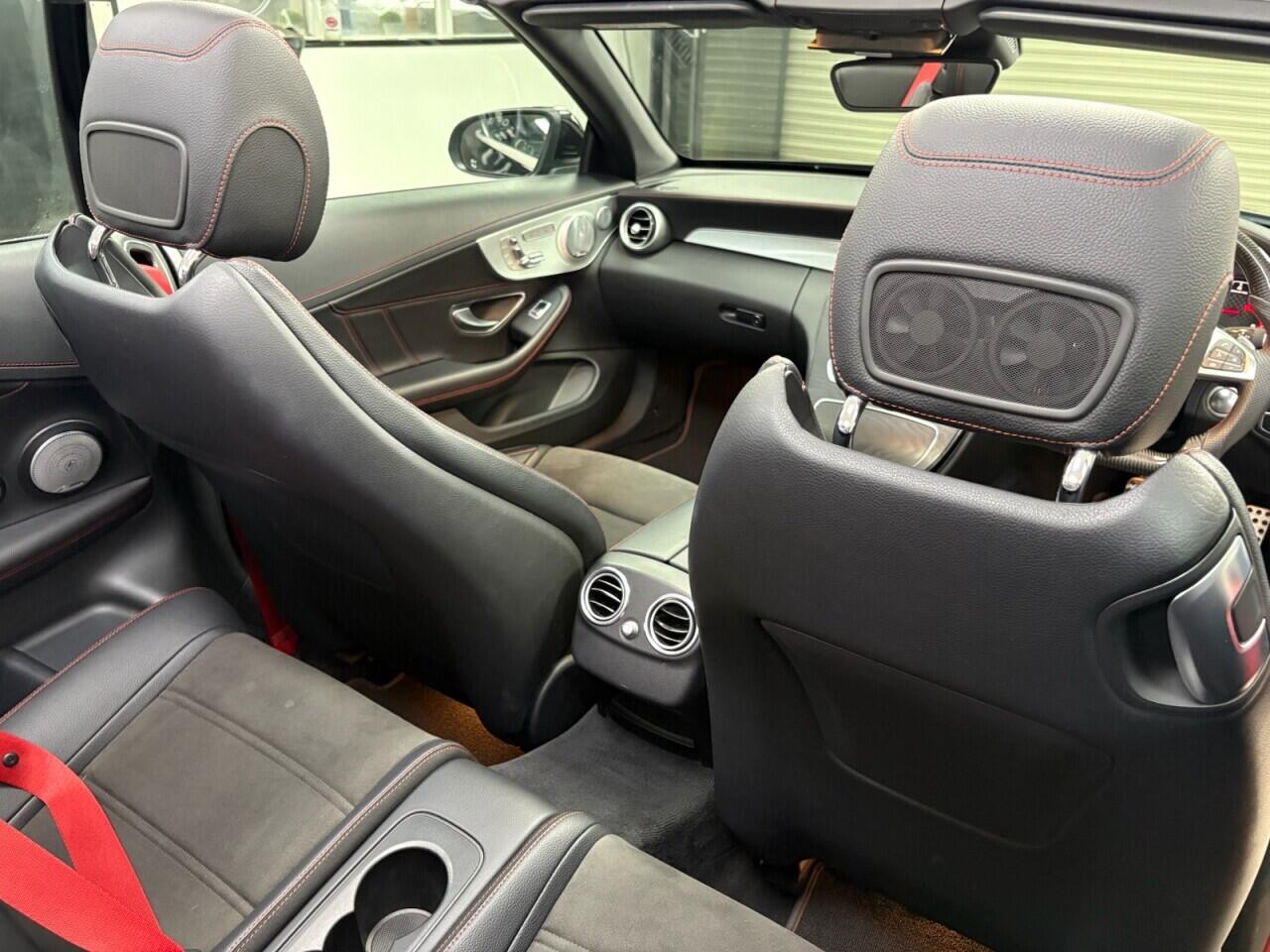 Mercedes-Benz C-Class view 18