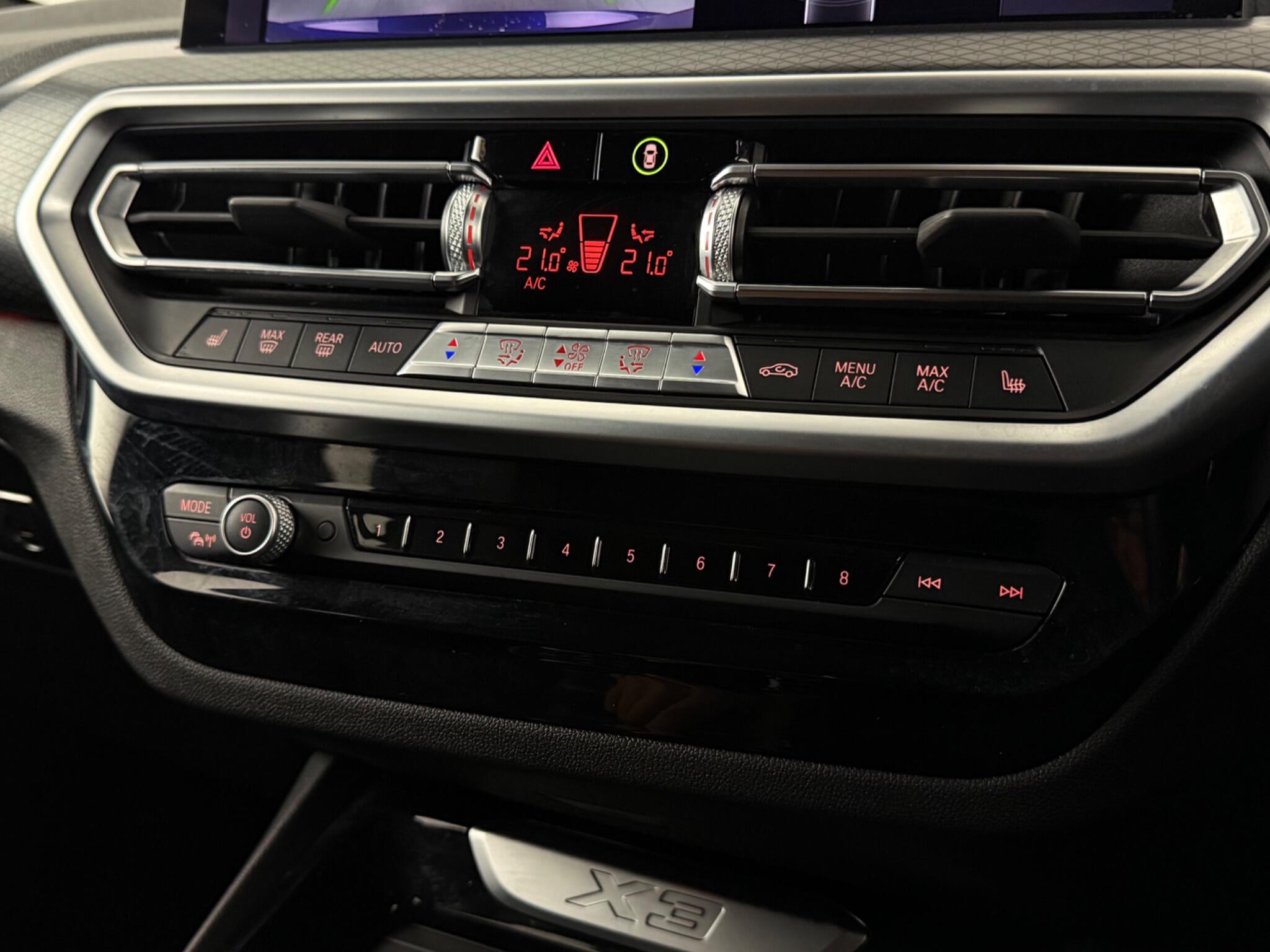 BMW X3 view 21