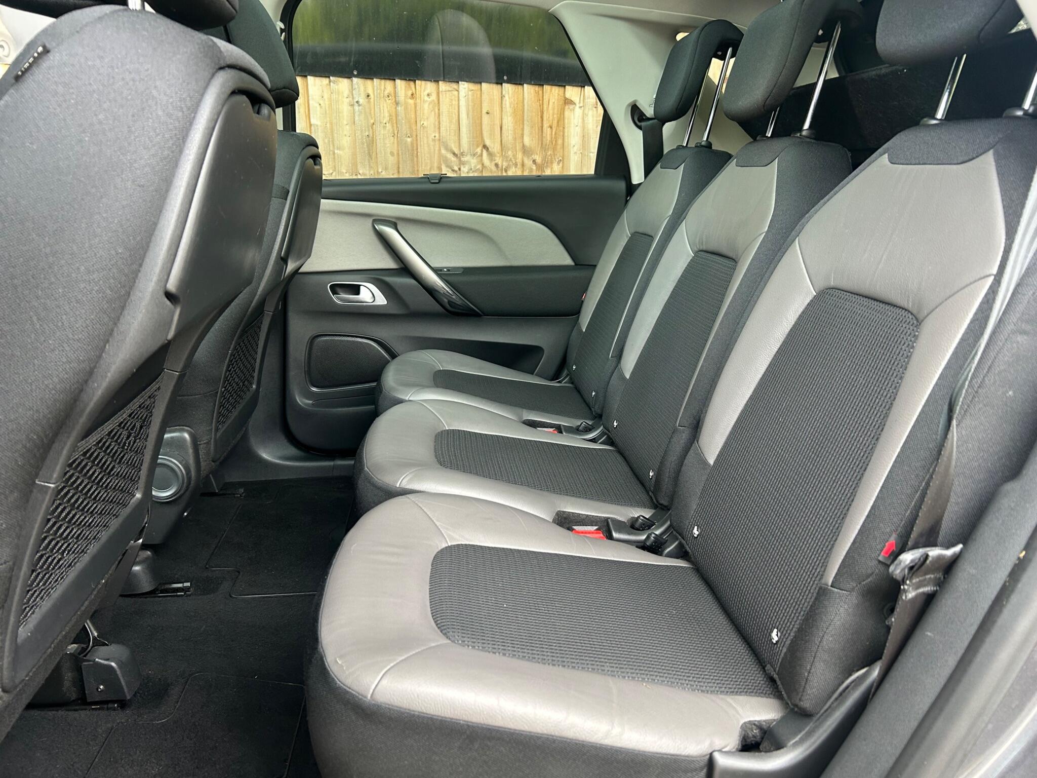 Citroen C4 Spacetourer view 26