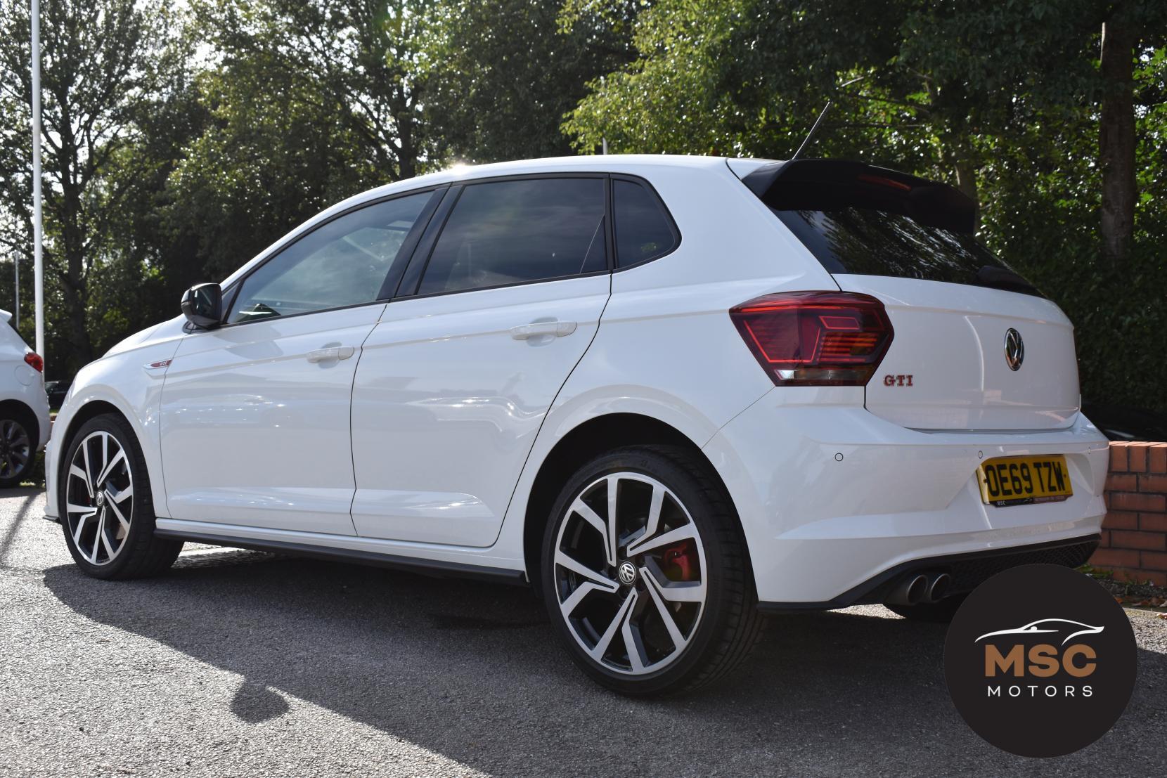 Volkswagen Polo view 12