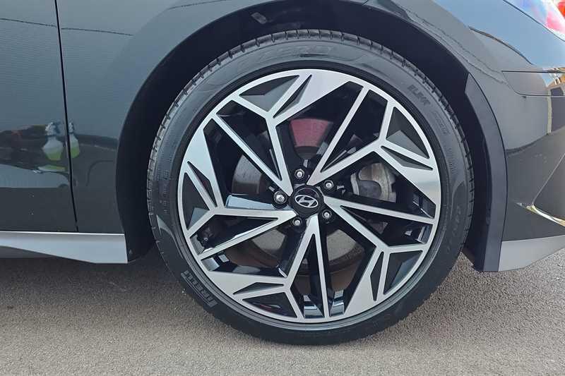 Hyundai Ioniq 6 view 43