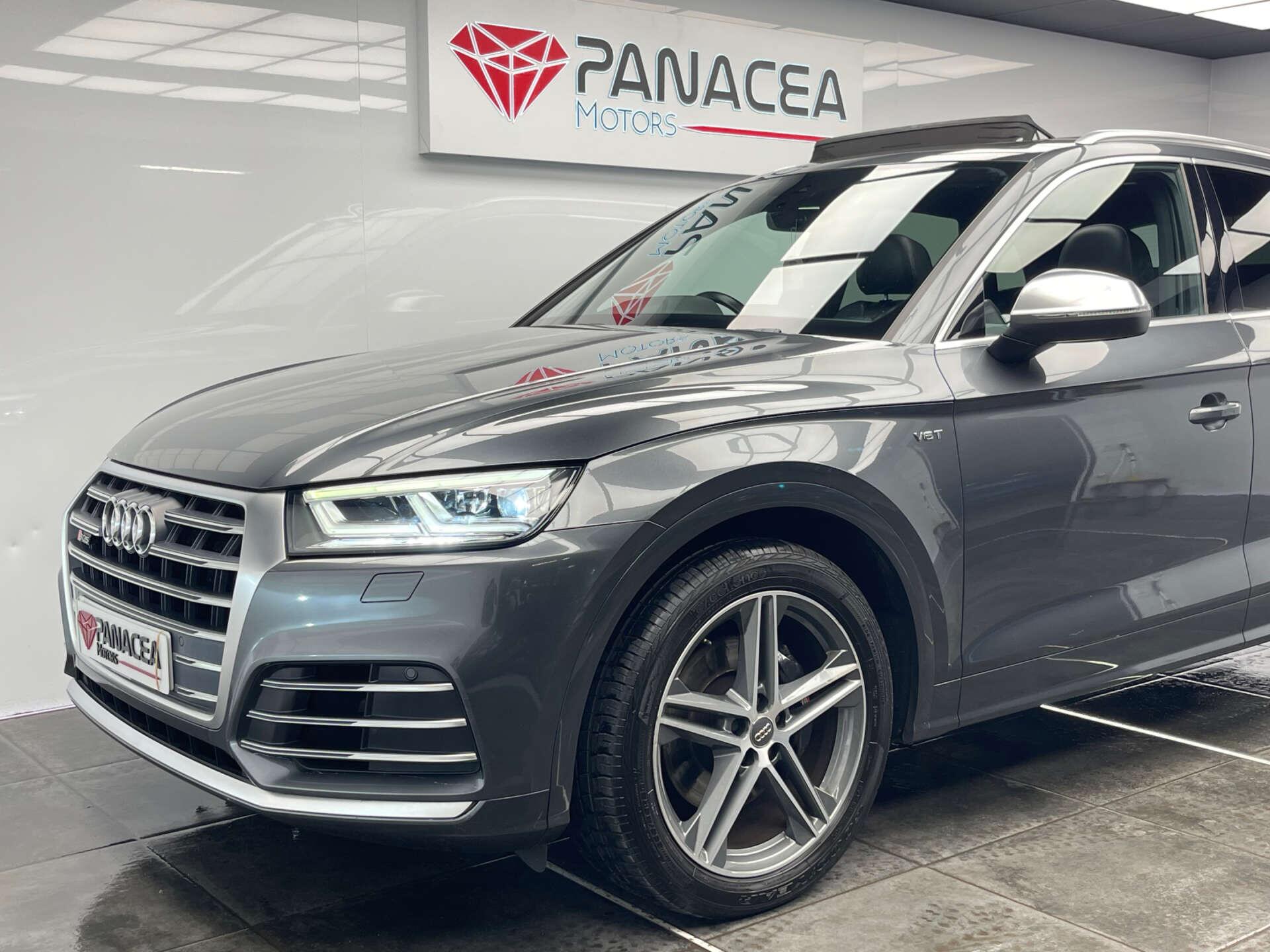 Audi SQ5 view 8