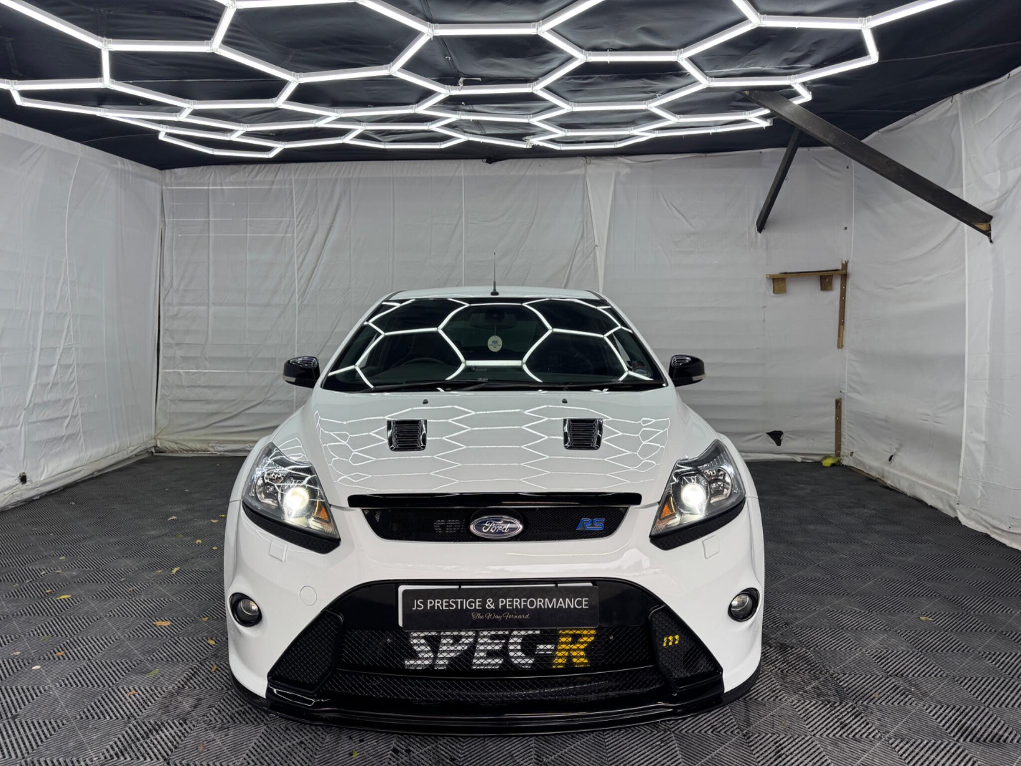 Ford Focus view 2