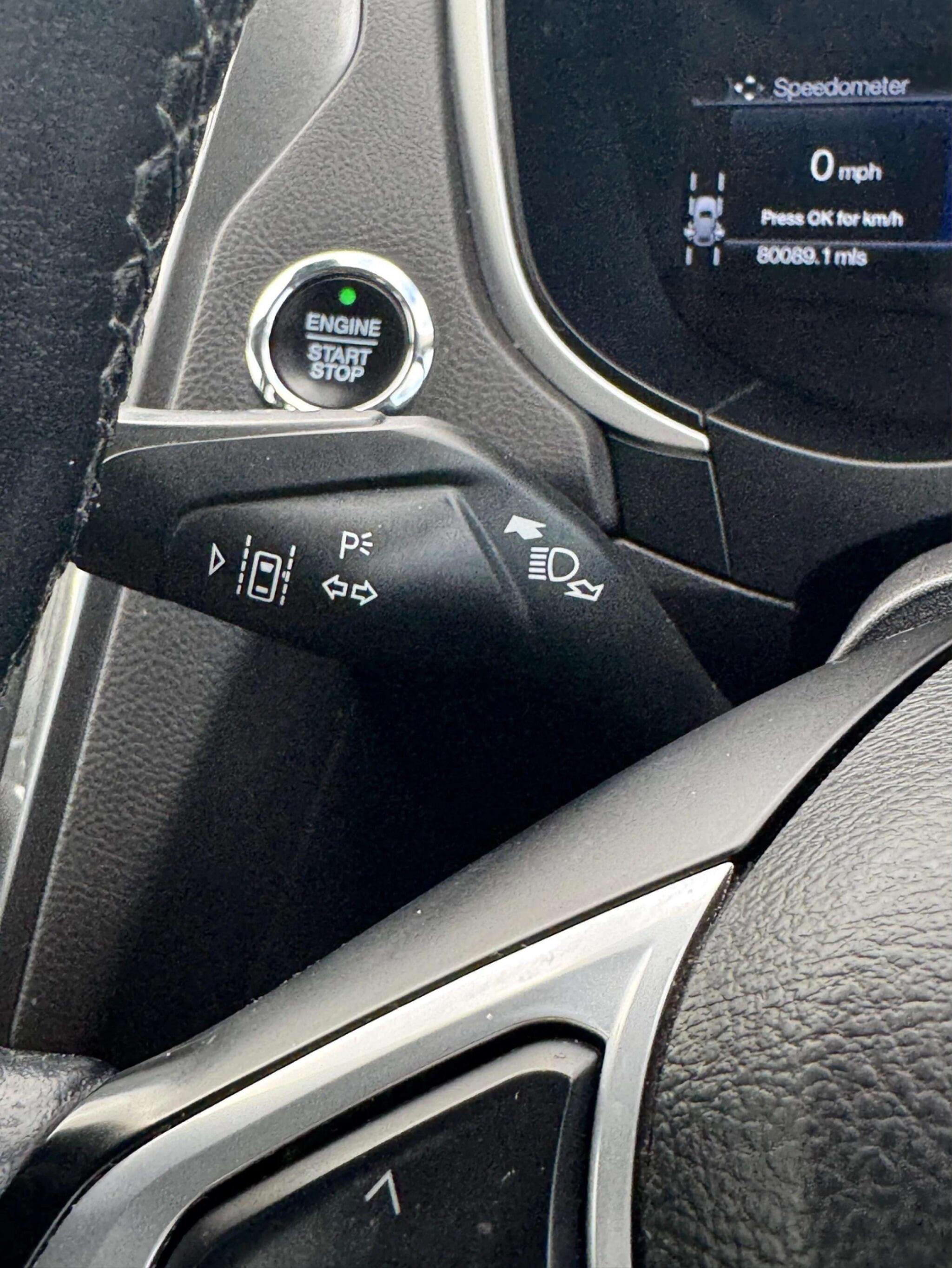 Ford Mondeo view 39