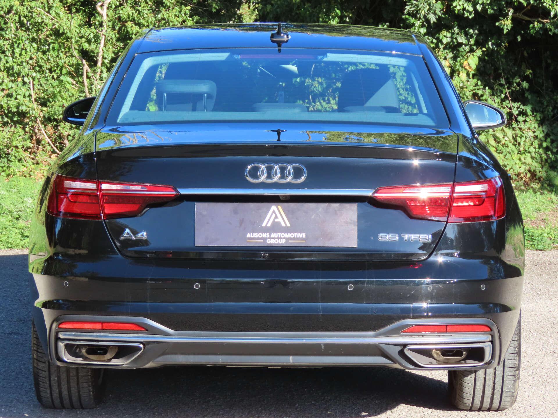 Audi A4 view 5