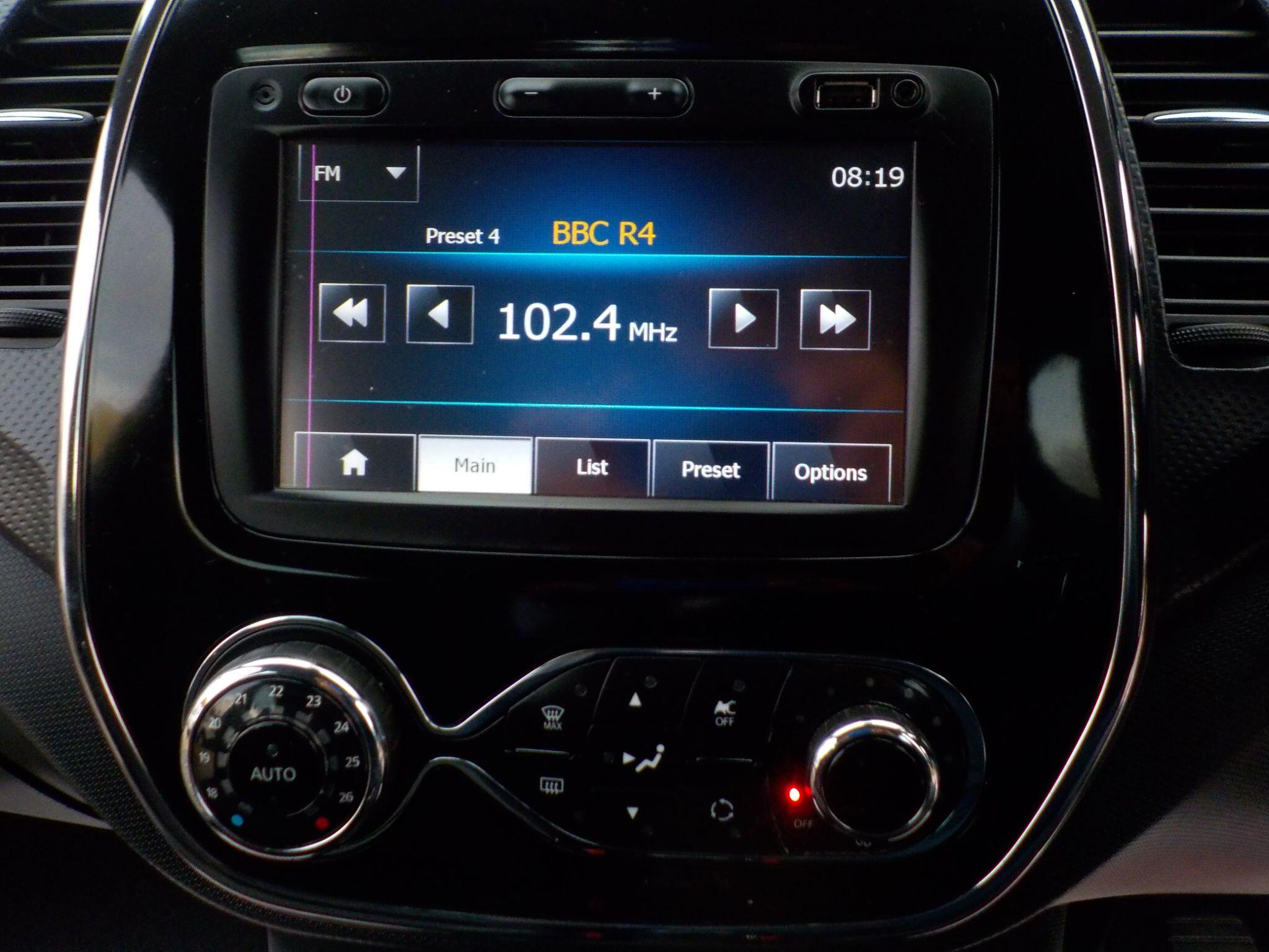 Renault Captur 1.5 dCi ENERGY Dynamique MediaNav Euro 5 (s/s) 5dr