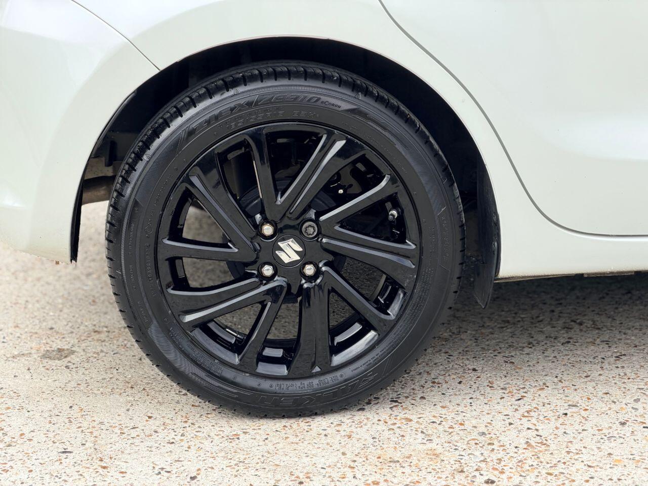 Suzuki Swift view 14
