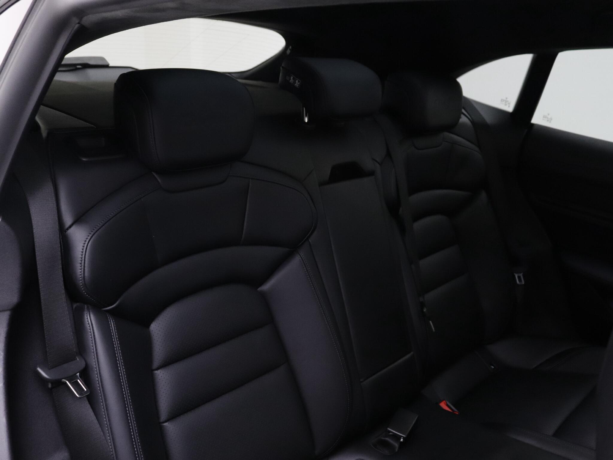 Porsche Taycan view 23