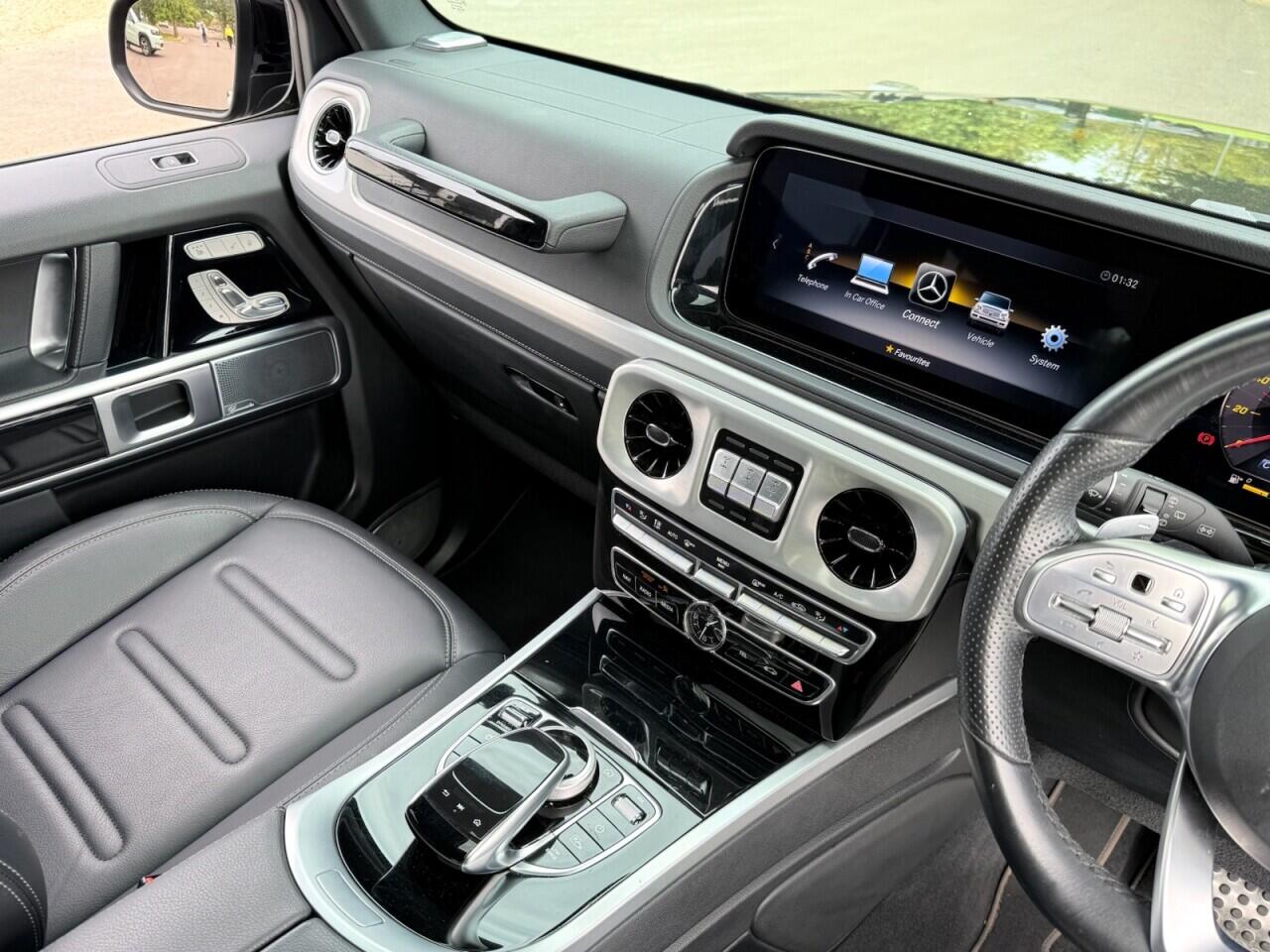 Mercedes-Benz G-Class view 20