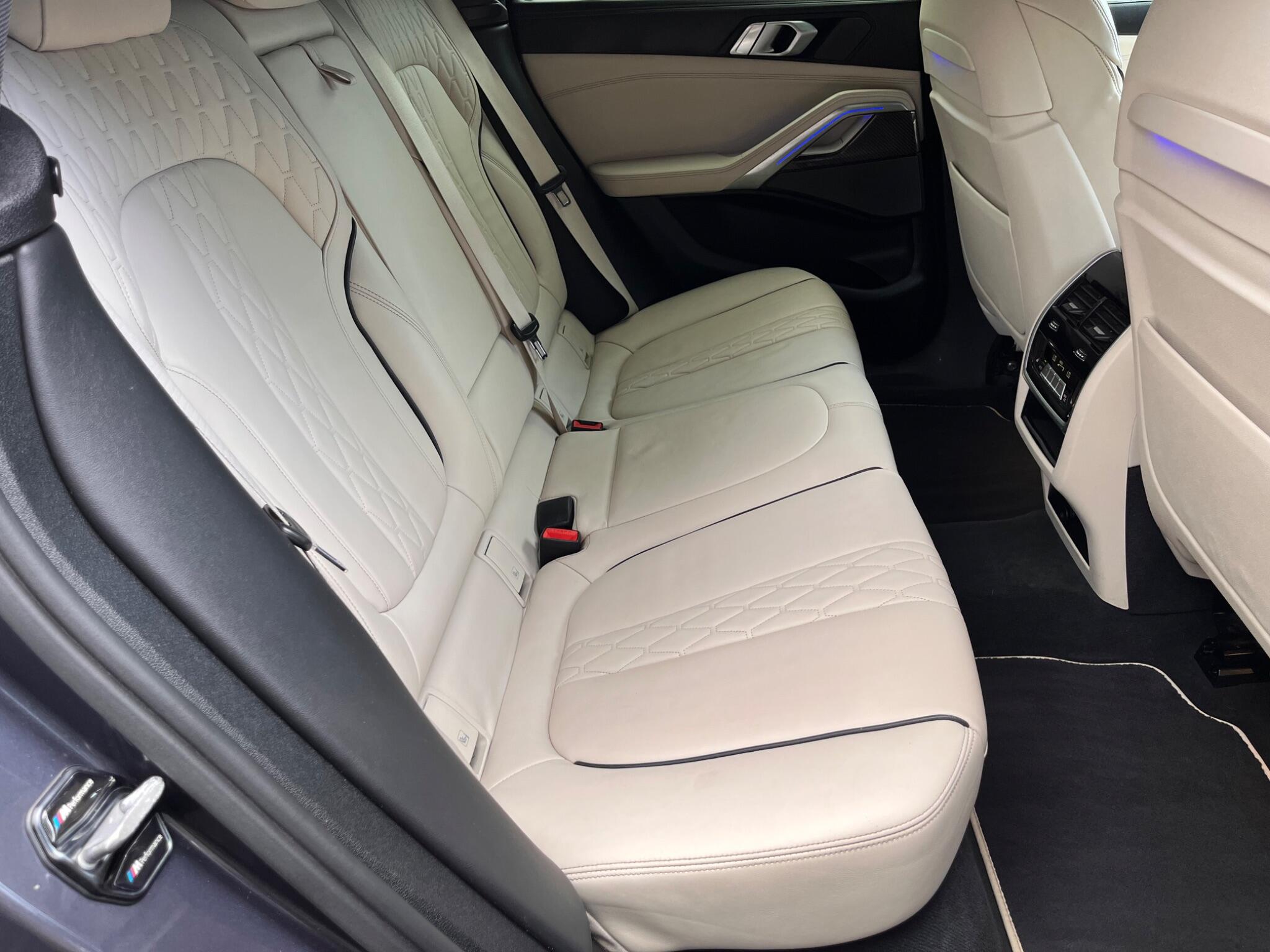 BMW X6 view 54