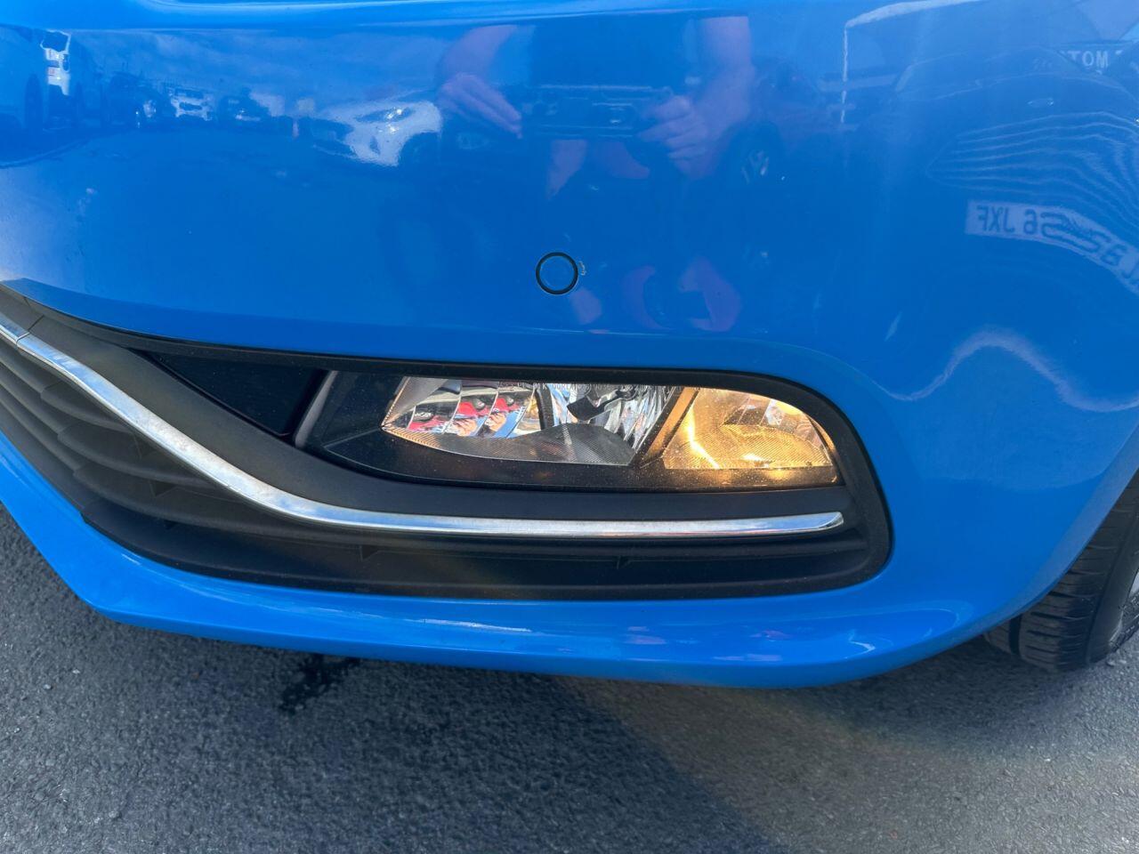 Volkswagen Polo view 14
