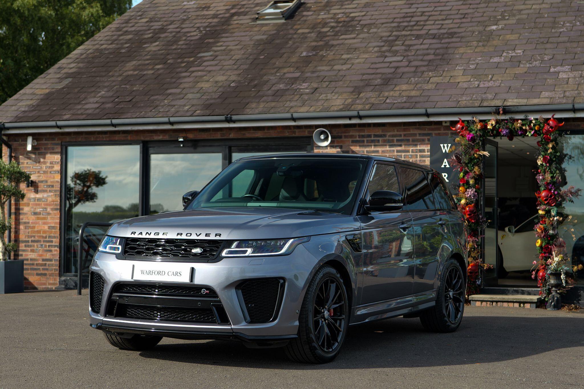 Land Rover Range Rover Sport view 3