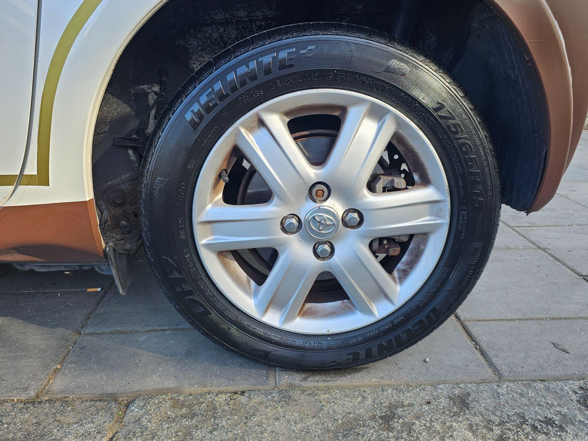 Toyota Iq view 41