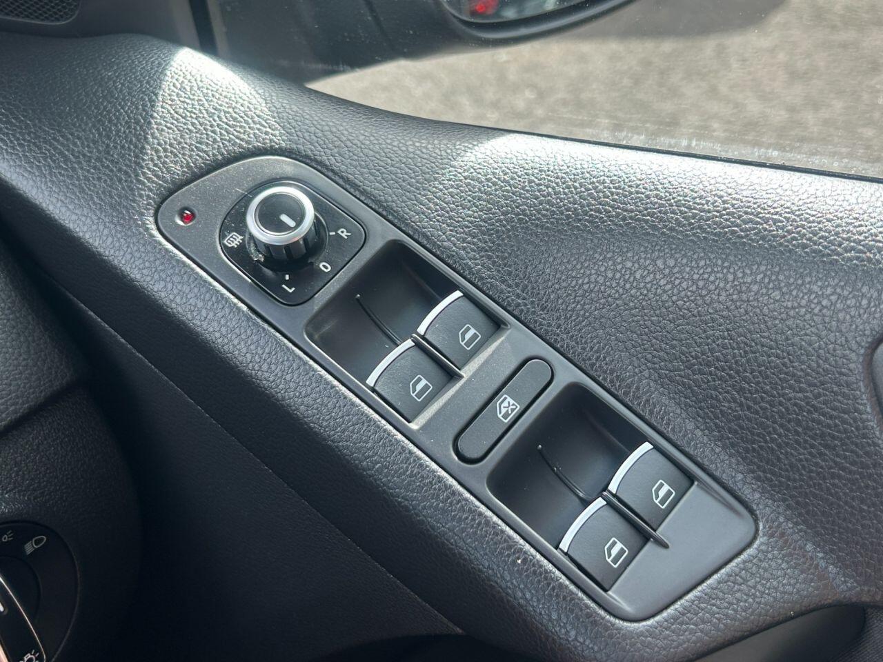 Volkswagen Tiguan view 28