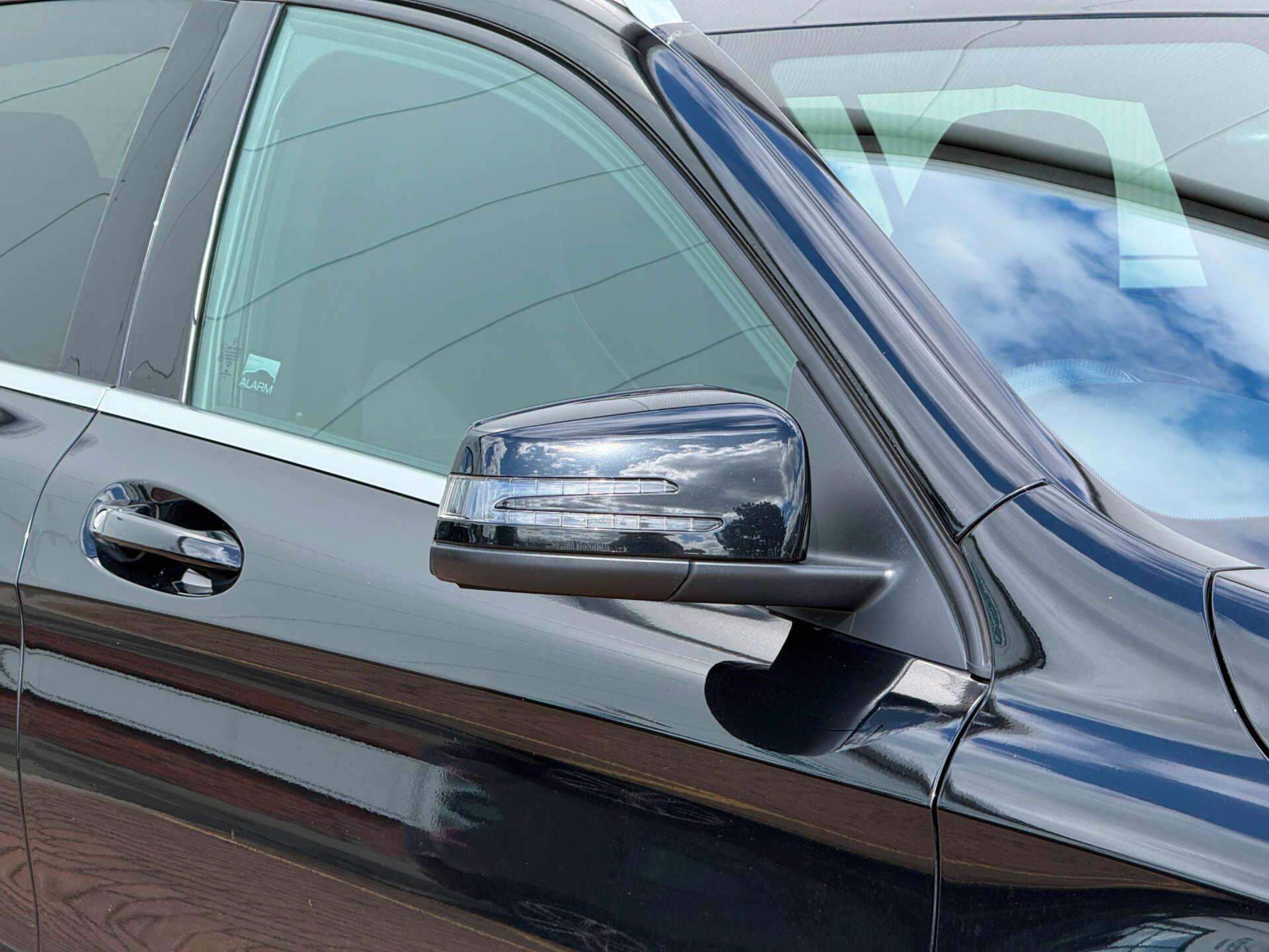Mercedes-Benz Gla view 51