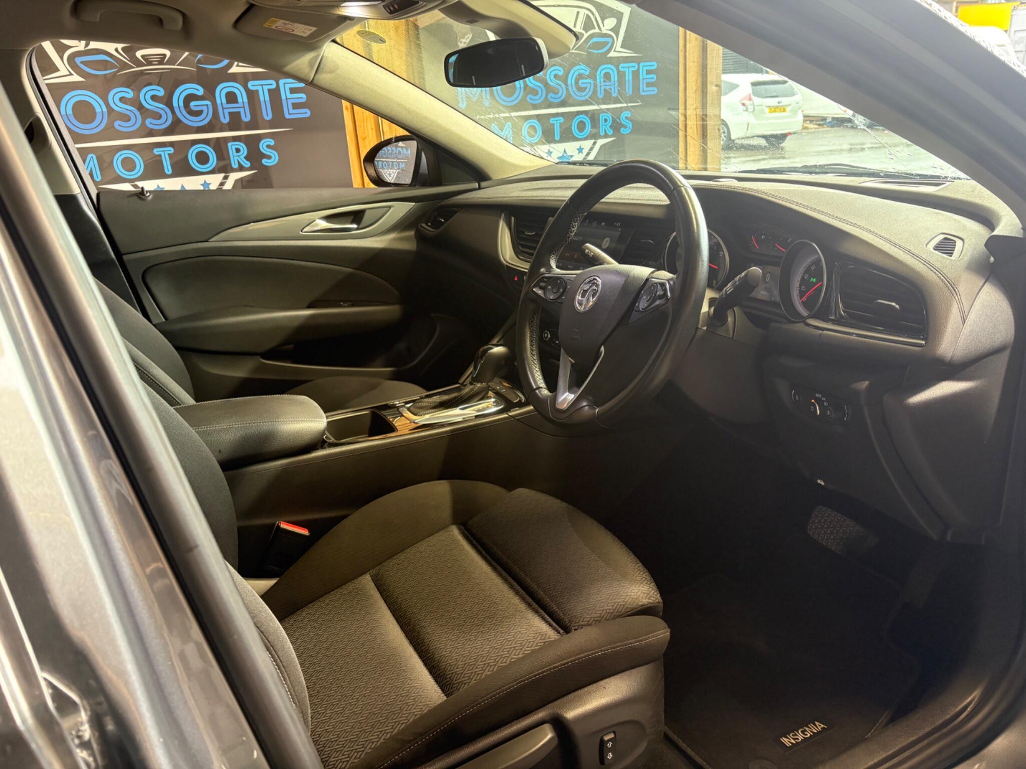 Vauxhall Insignia view 13