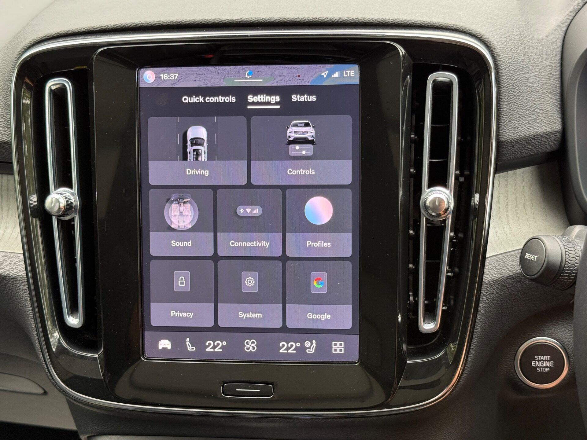 Volvo XC40 view 49