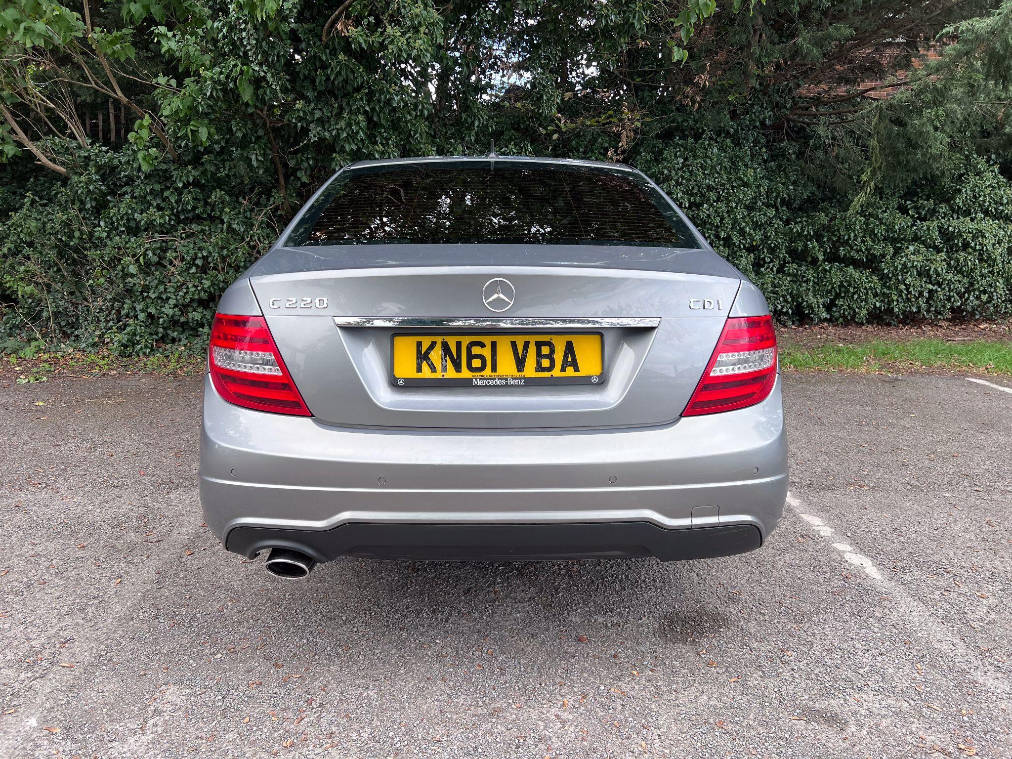 Mercedes-Benz C-Class view 18
