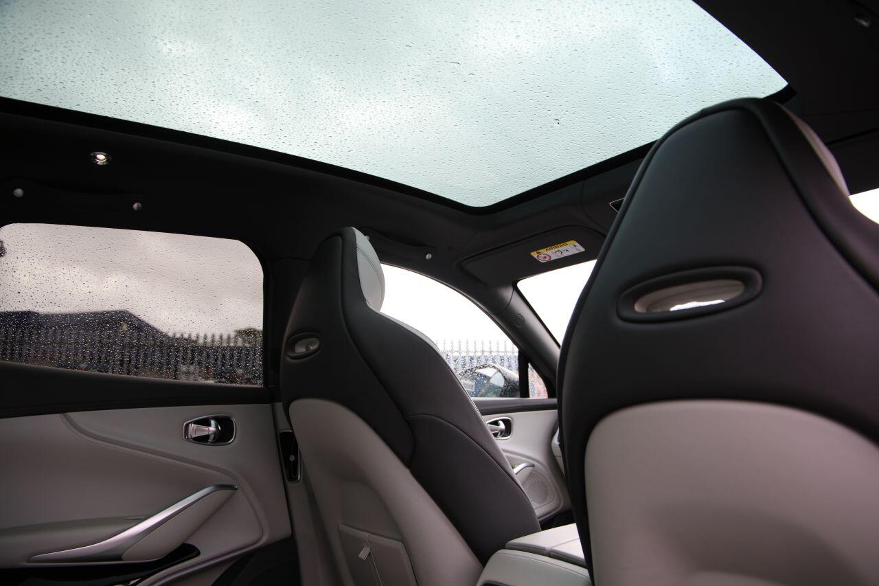 Aston Martin DBX view 36