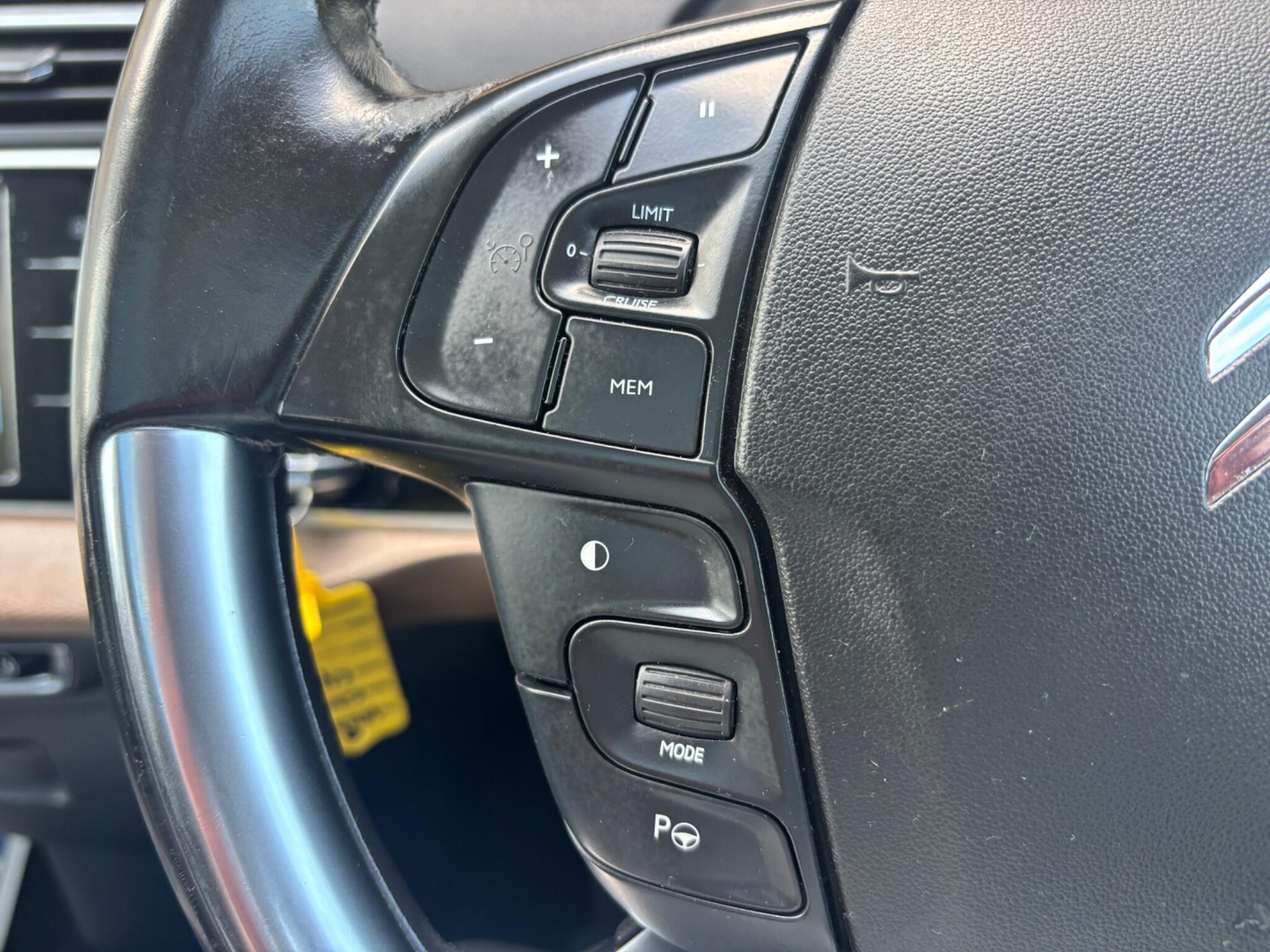 Citroen C4 Picasso view 19