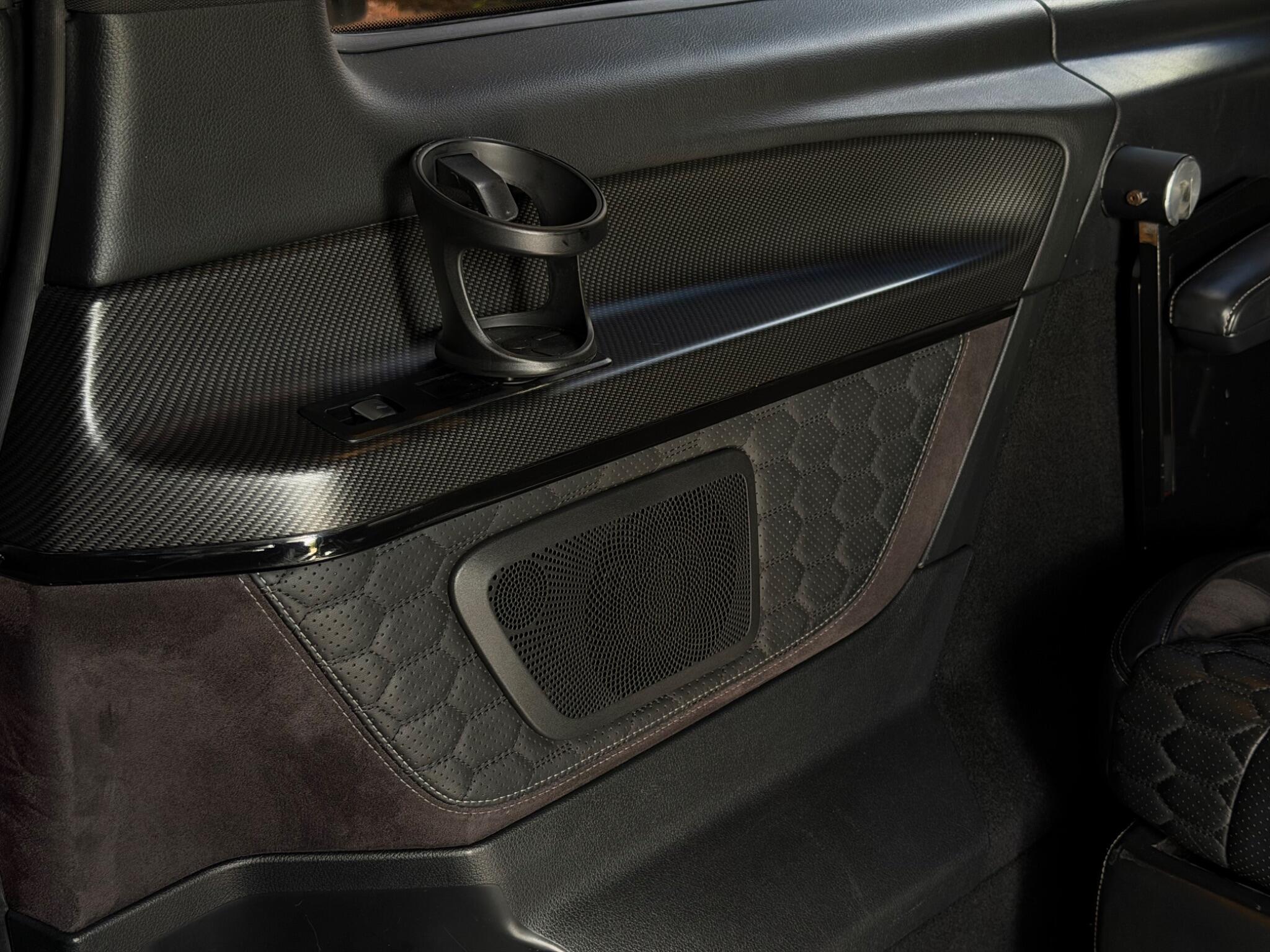 Mercedes-Benz V Class view 20