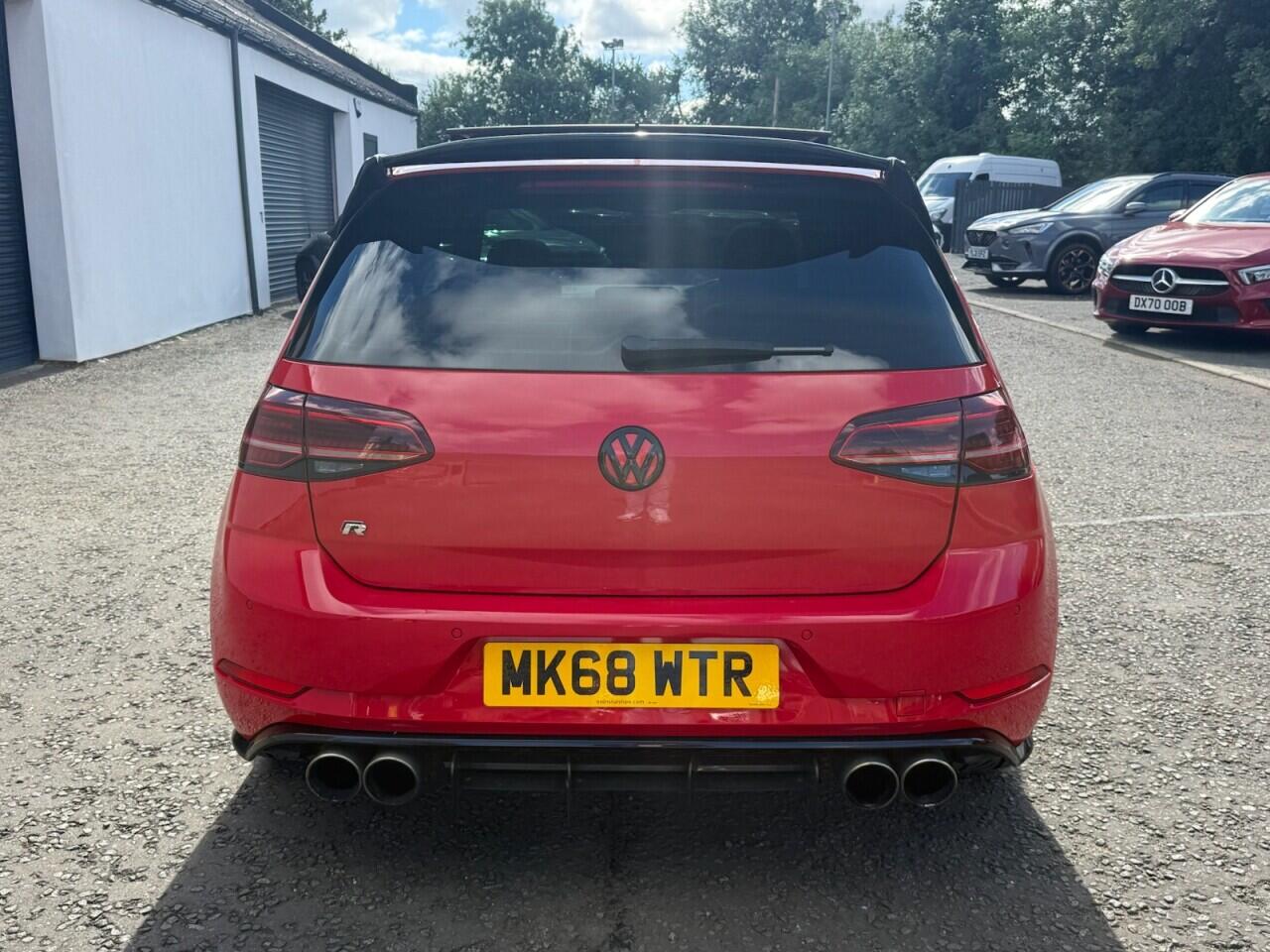 Volkswagen Golf view 5