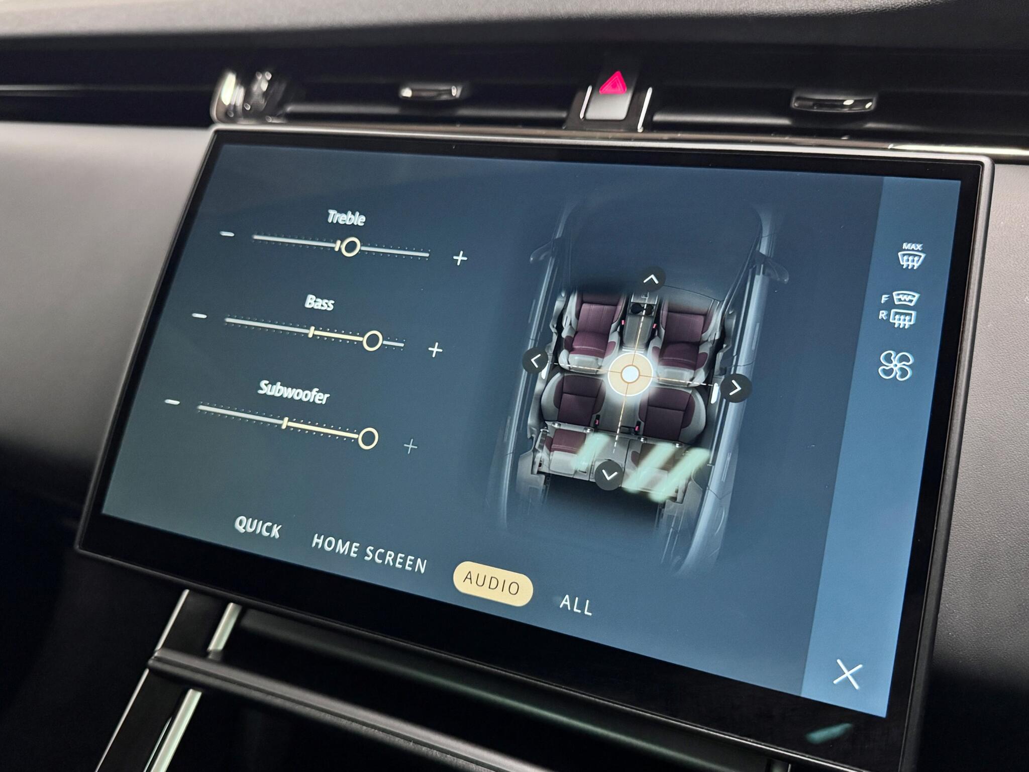 Land Rover Range Rover Evoque view 45