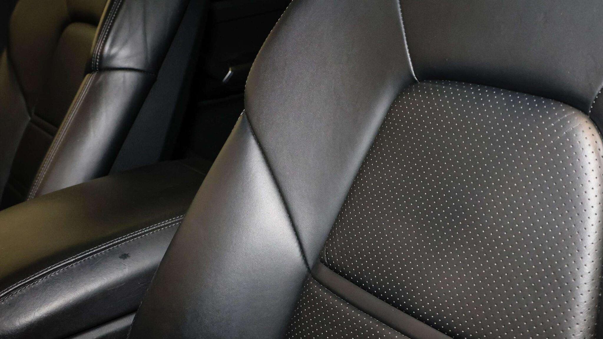 Porsche Cayenne view 14