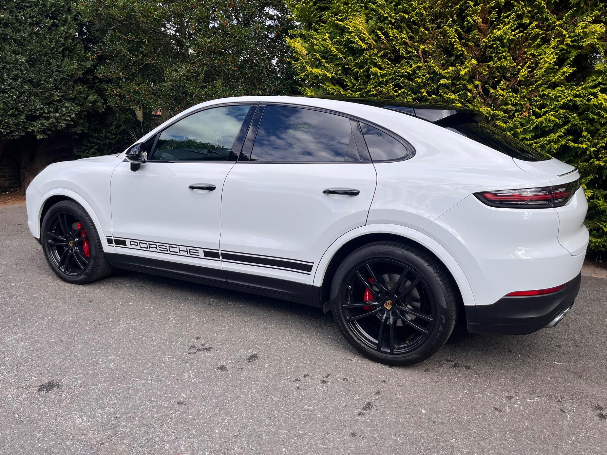 Porsche Cayenne view 7