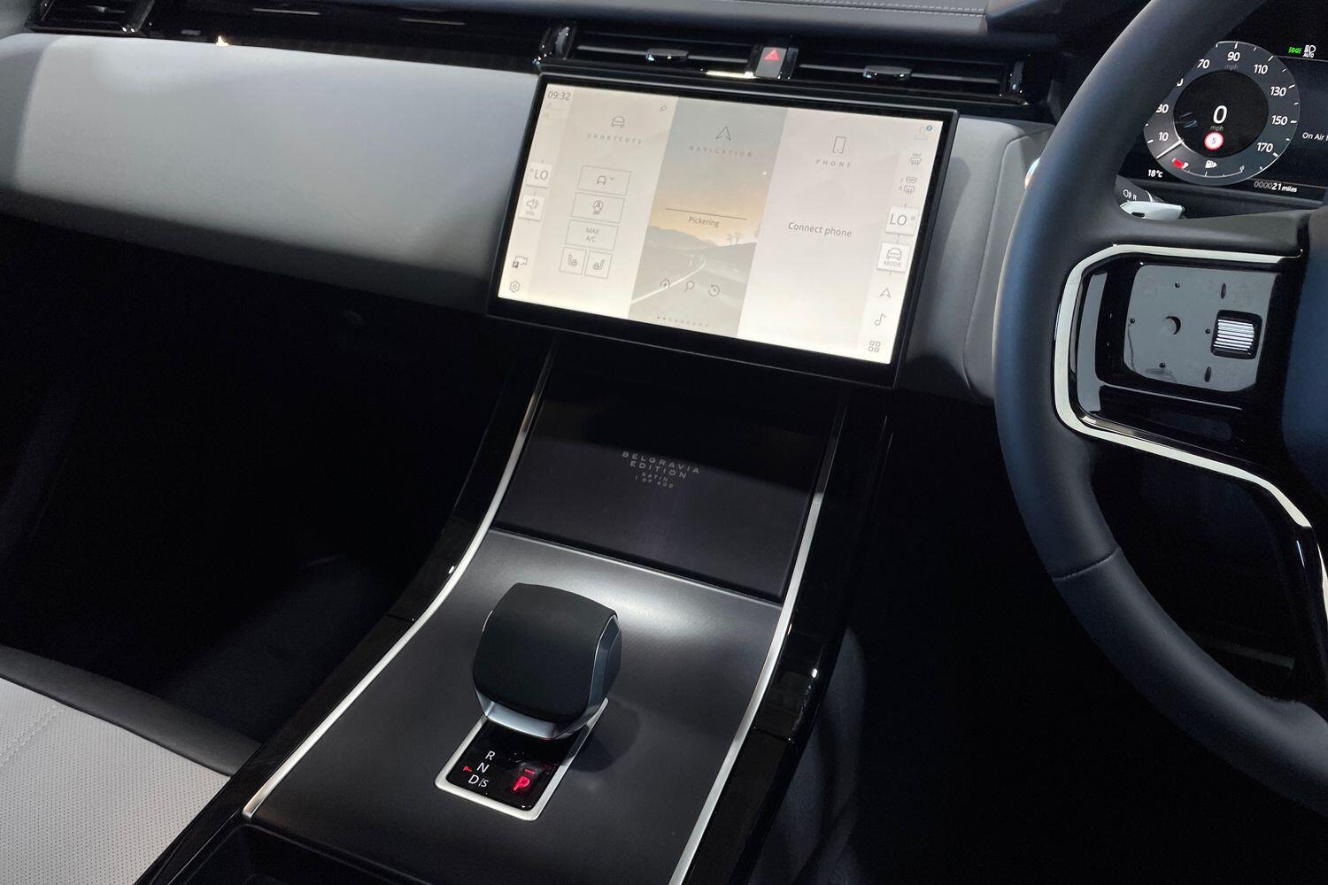 Land Rover Range Rover Velar view 12